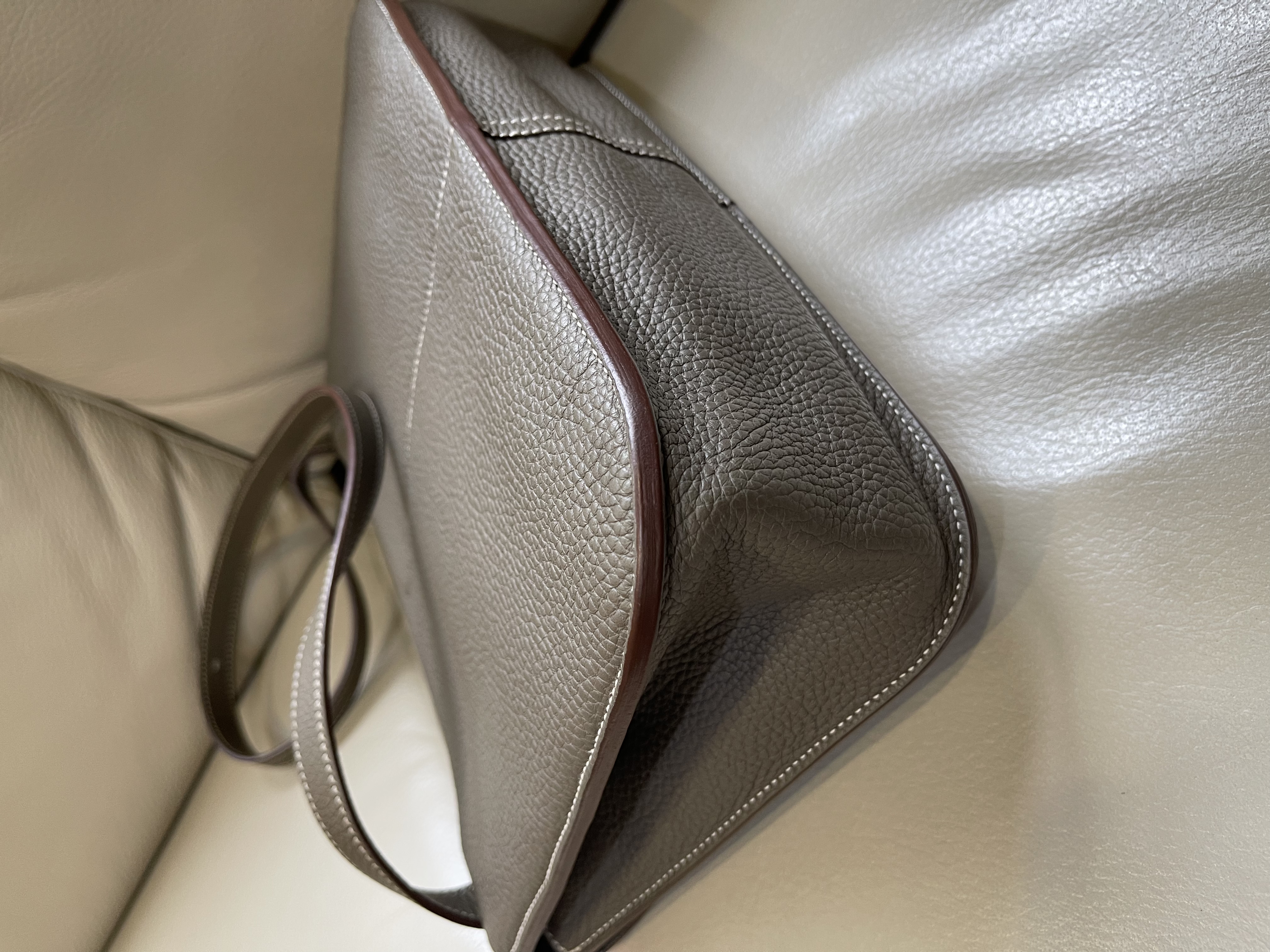 Pre-owned Hermes Halzan bag 