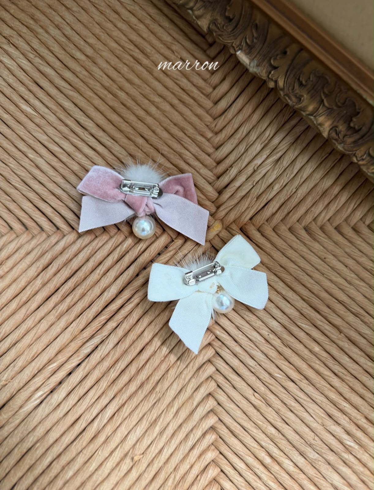 AW6151 Brooch