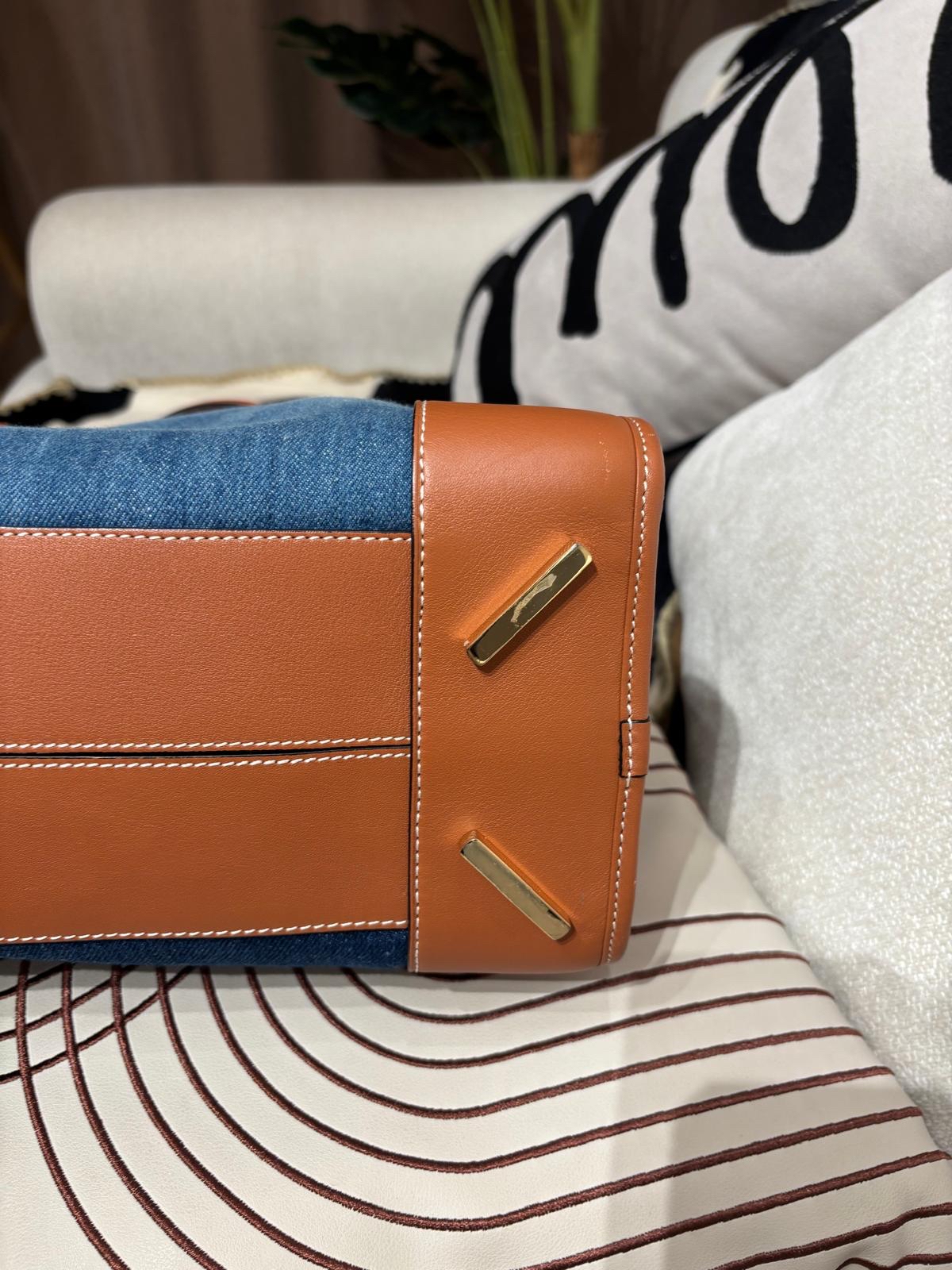 LOEWE Amazona 36 denim 2 way bag 牛仔布 100%Authentic, 98%New ✅Dust bag