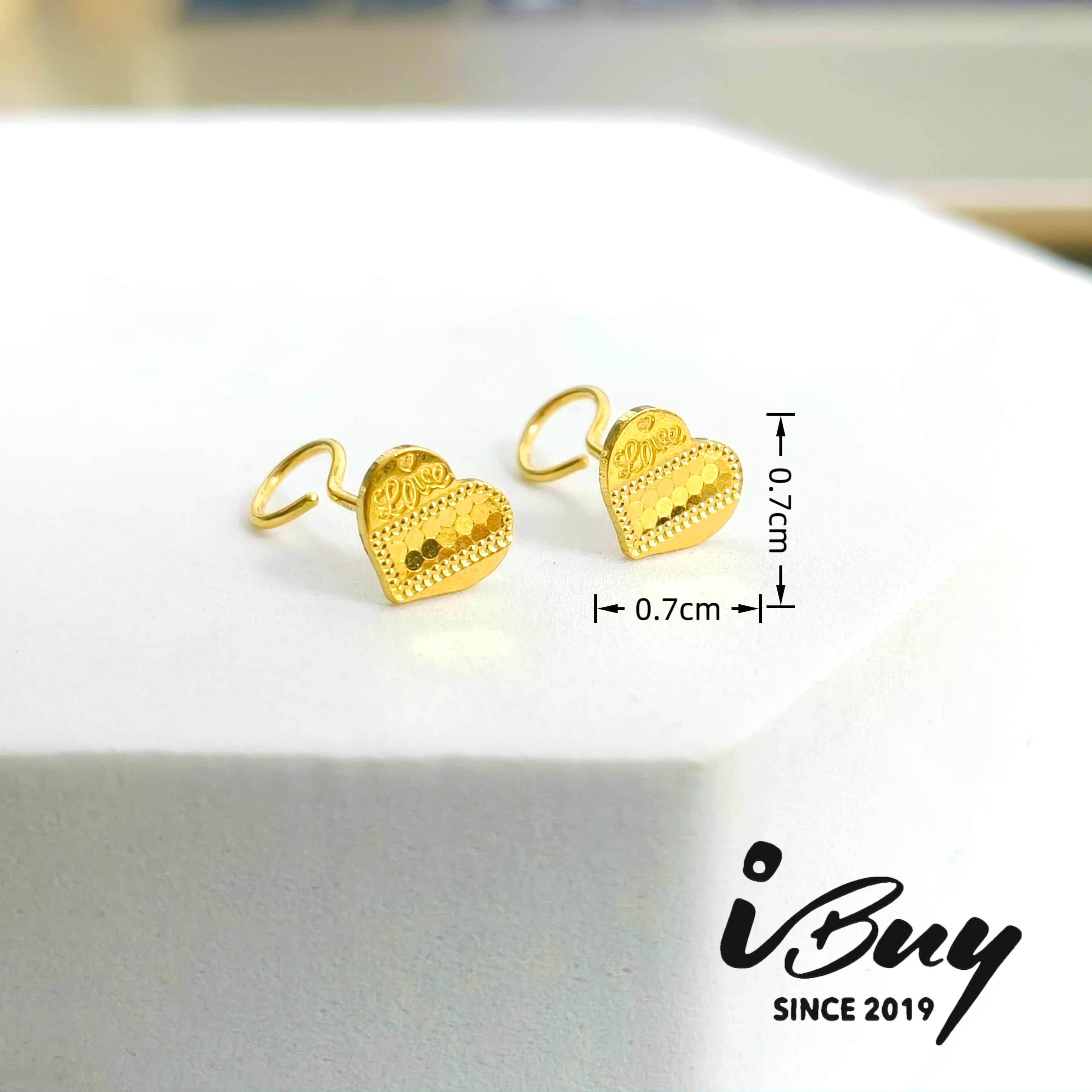 999 GOLD DRAGON SCALE HEART STUD EARRING 999 金 龙鳞爱心泡丁