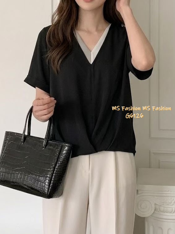 G6126 韓國🇰🇷靚料V領拼邊top
