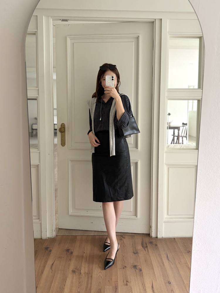 Striped Oversize Shirt (Navy)