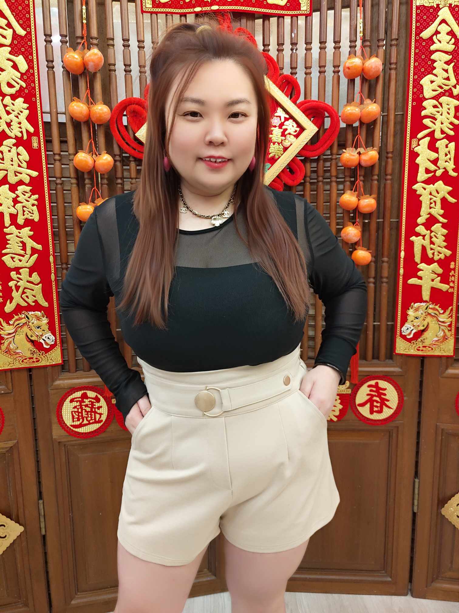 NJB08 TW#3793 金圆扣设计款短裤