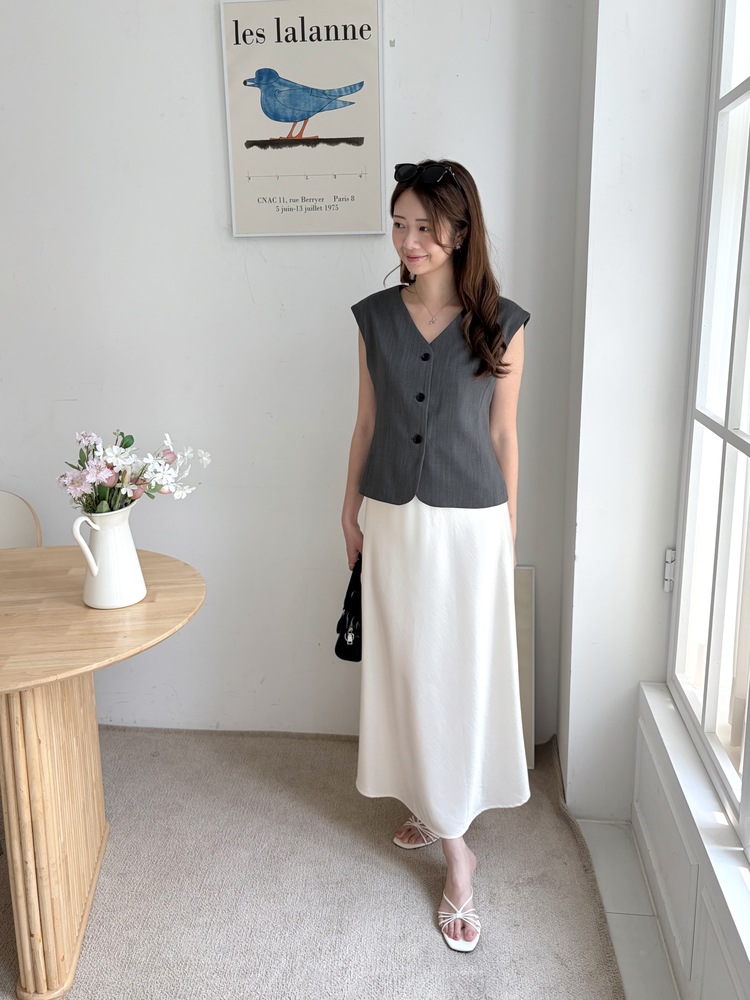 Signature Linen Blend Vest (Charcoal)