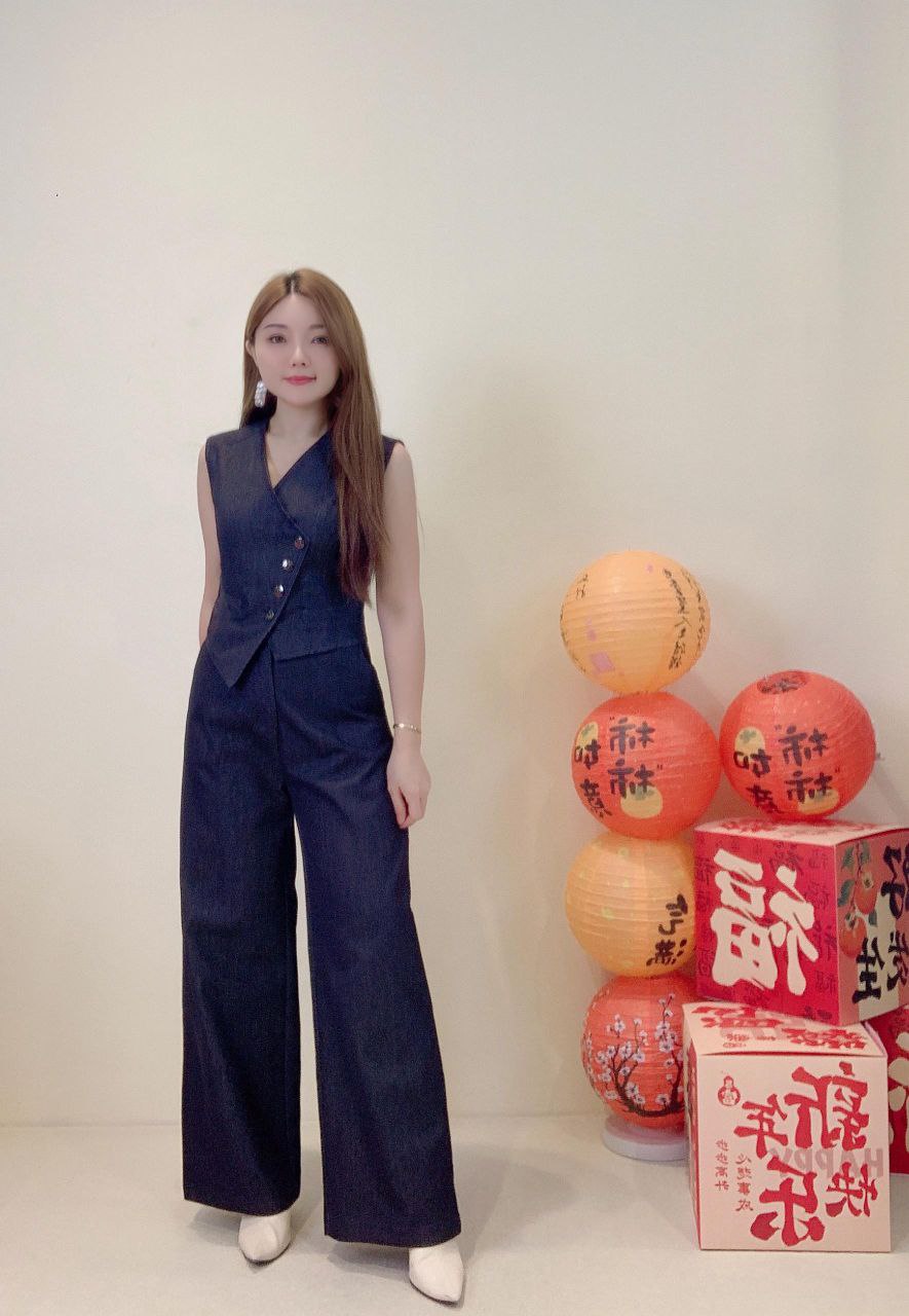 V领马甲式上衣 1830