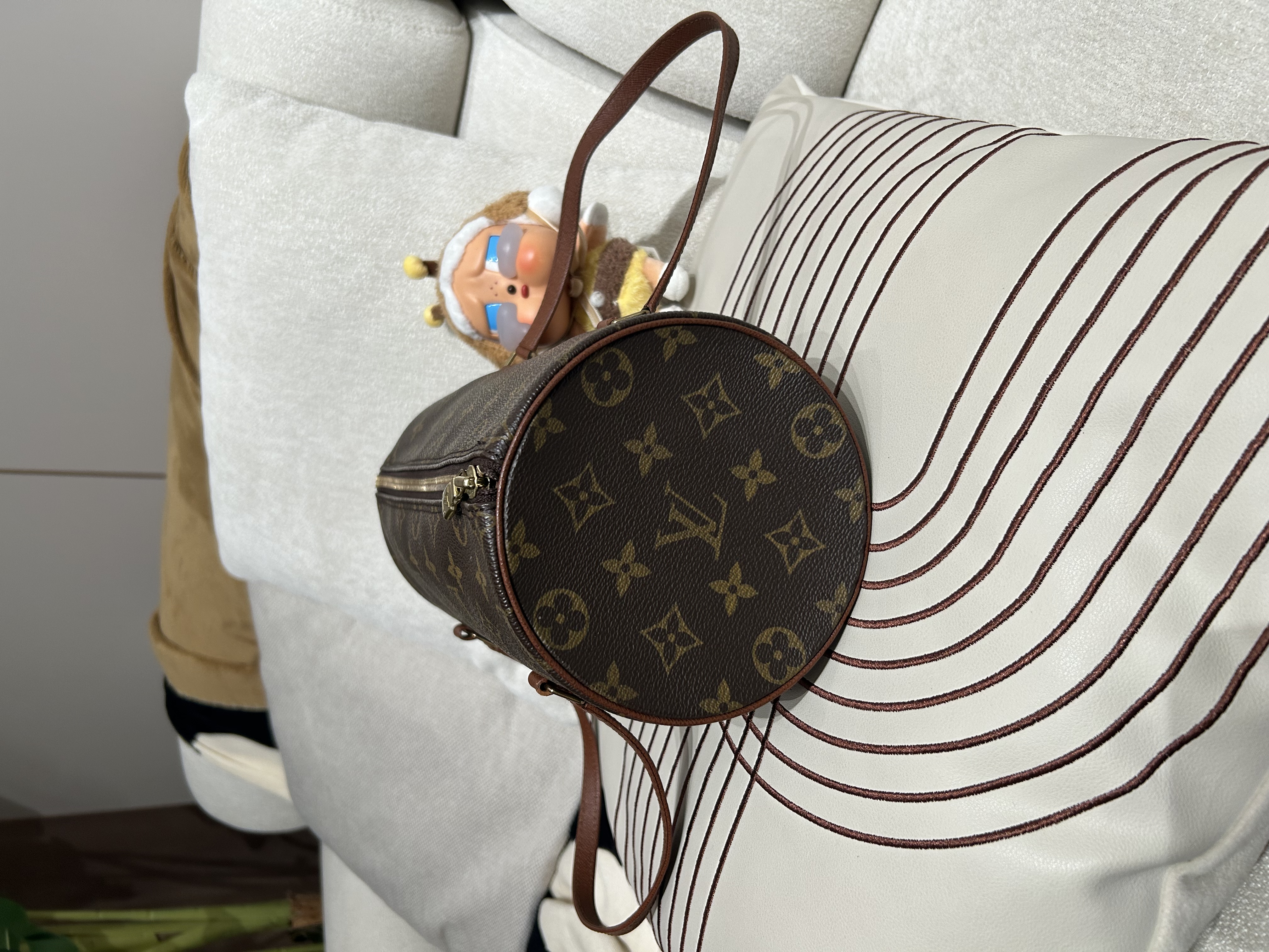 LV Papillon PM Monogram 100%Authentic, 90%New 