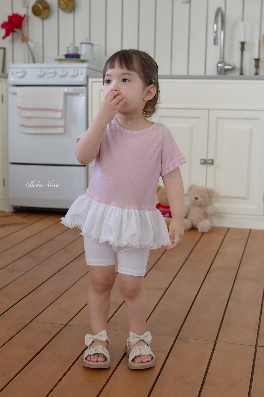 ☀️預訂 韓國直送☀️🇰🇷Bebenine三色下擺荷葉邊拼接短袖上衣