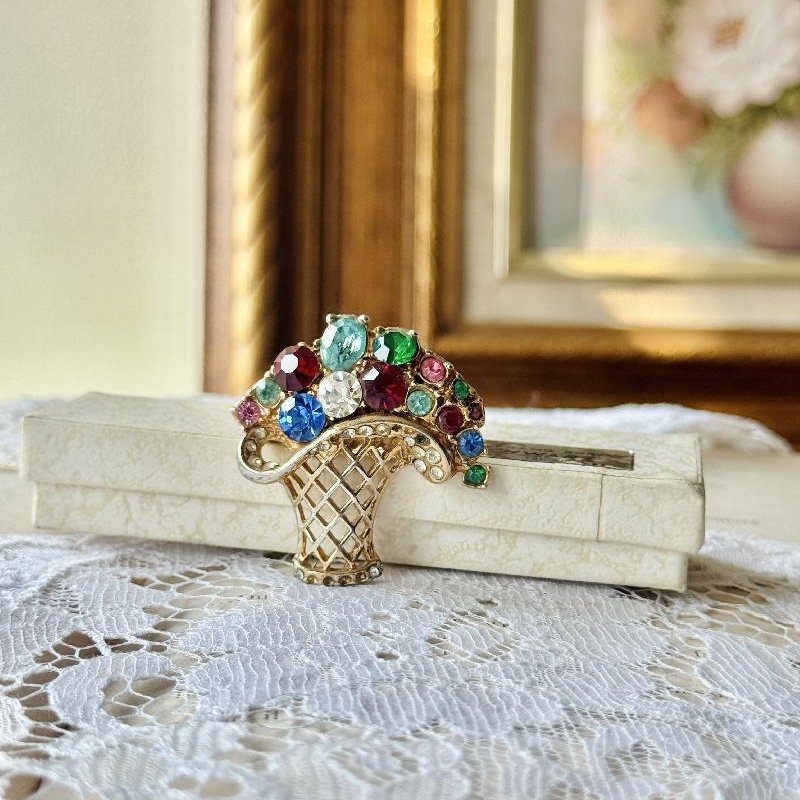 Vintage Colourful Rhinestone Flower Basket Brooch (MT2367)