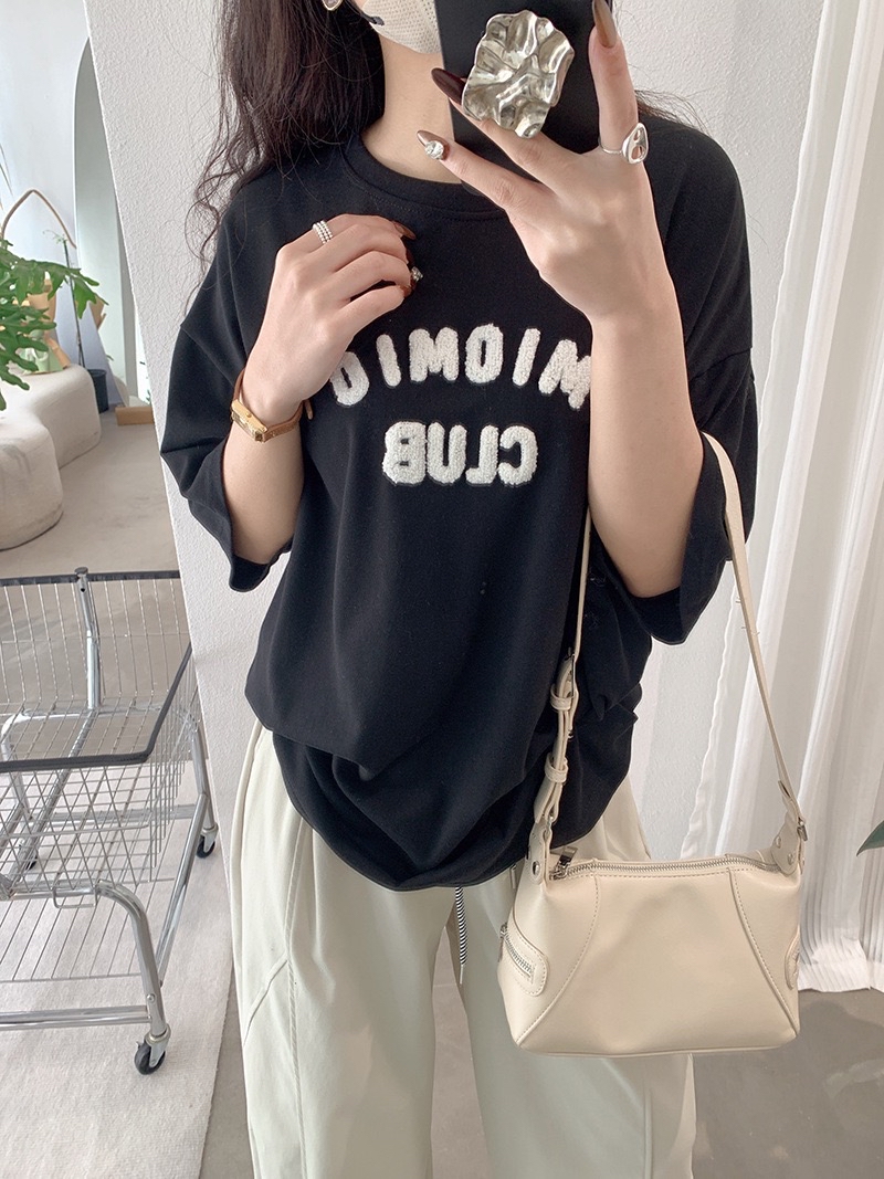 宽松大版立体字母毛巾刺绣Tee