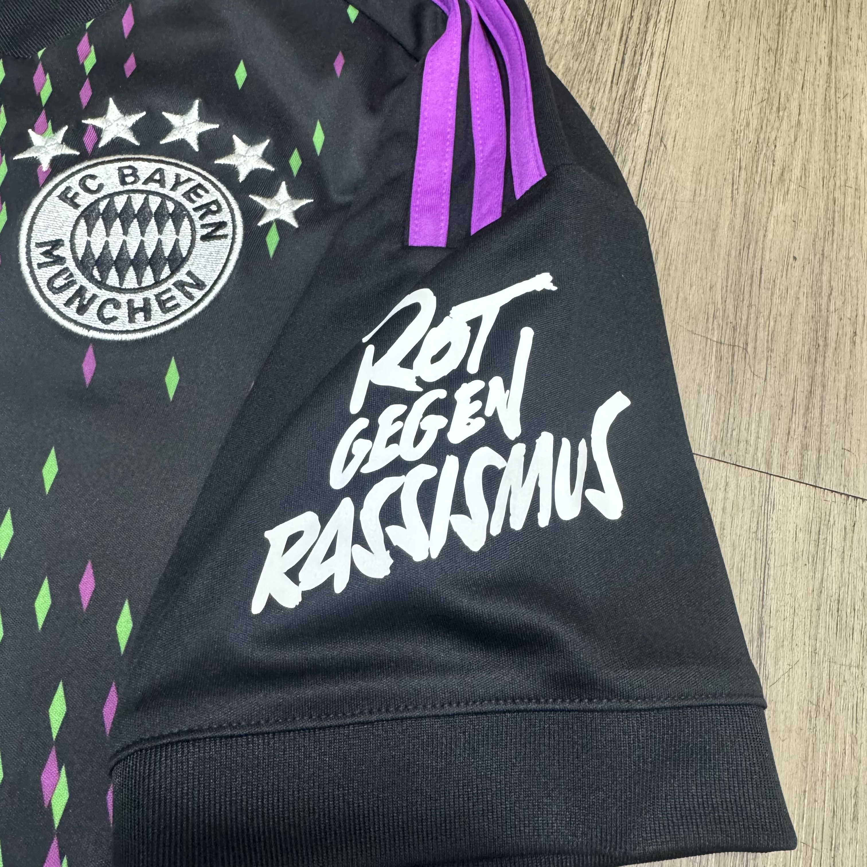 Bayern Munich 23/24 away shirt #25 Muller