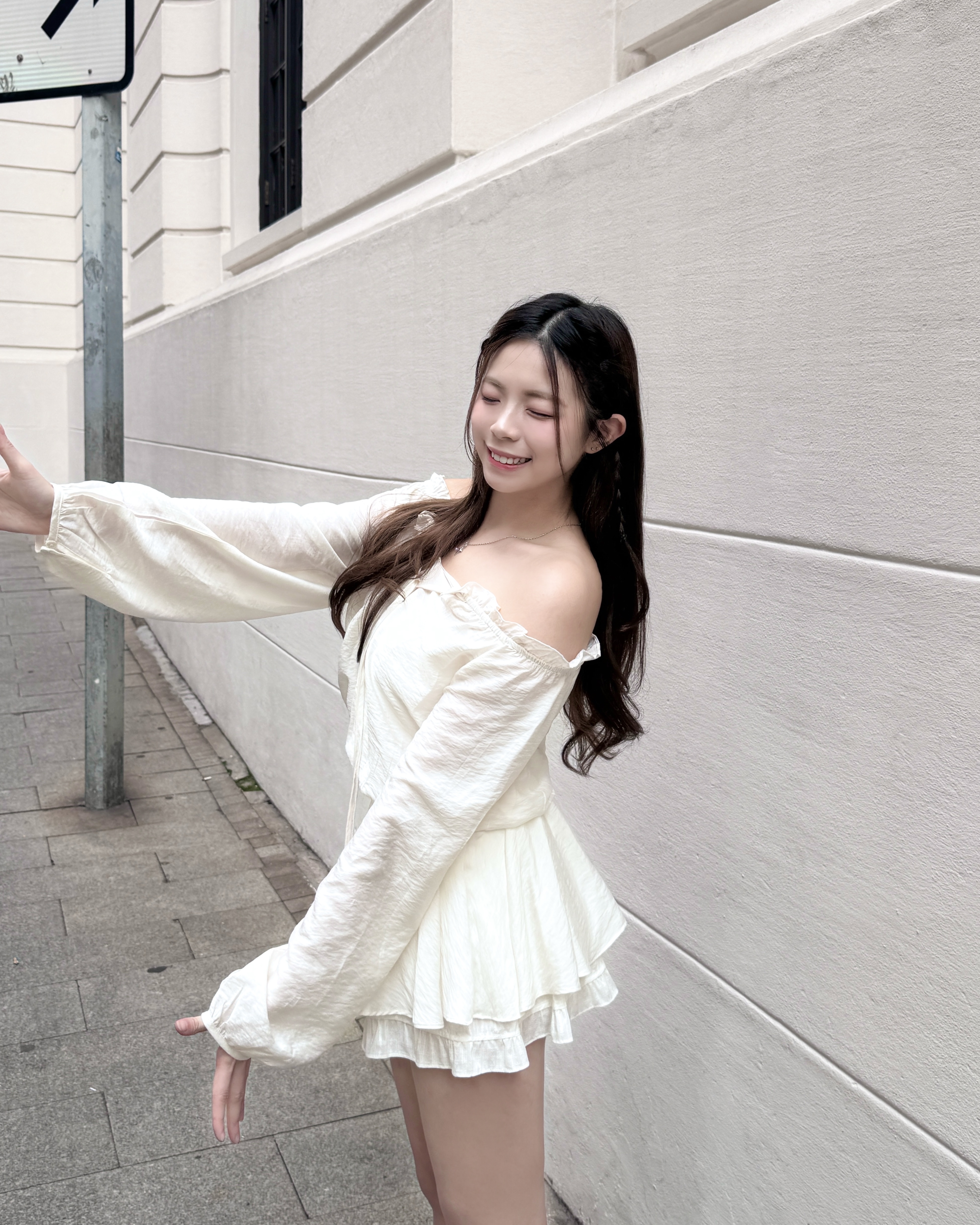 【 🫧今期推薦！法式女孩～超美の花束般設計🌼高質光澤感紋理兩穿OPS✨🤍 】 Paris Girl Blossom Ops(四色入)