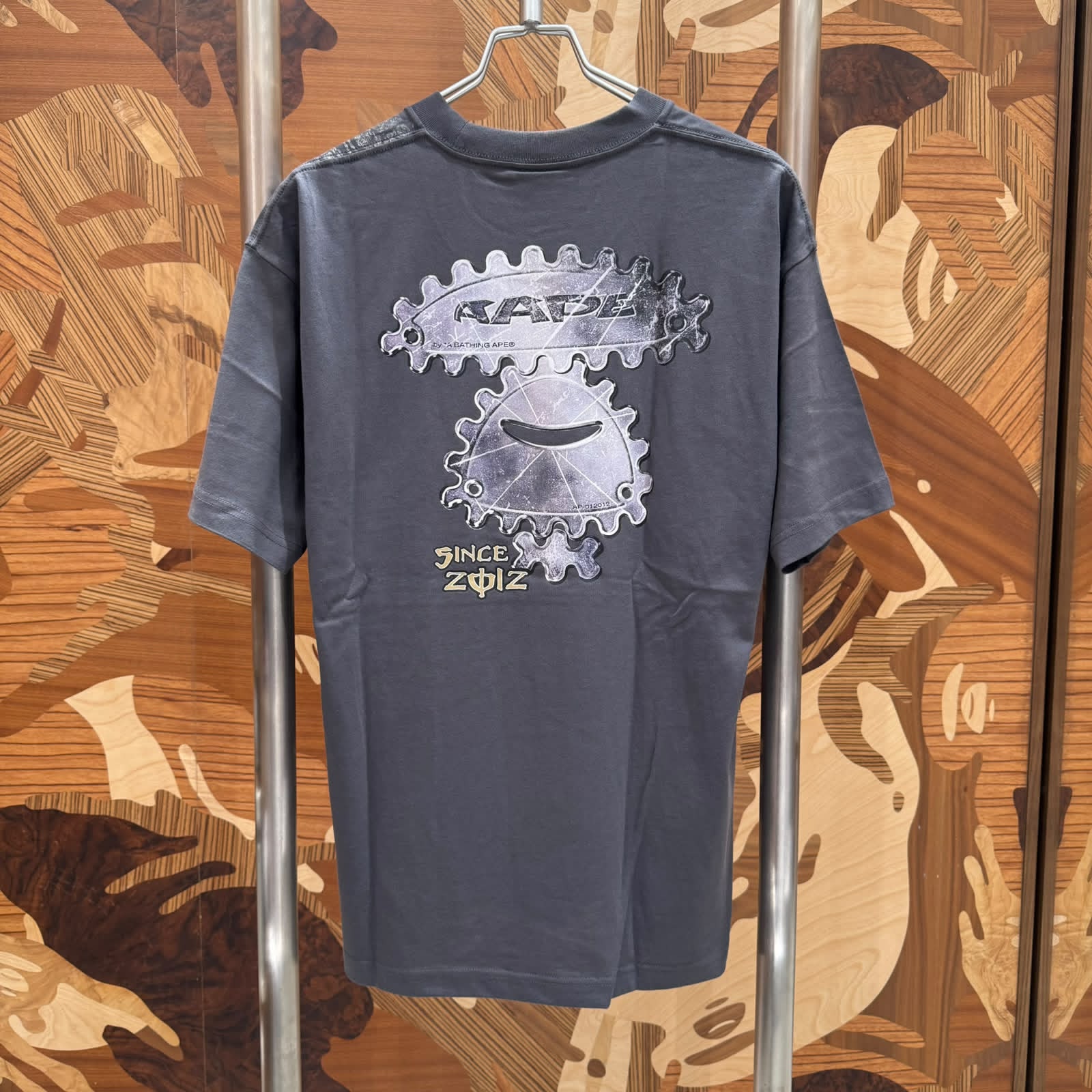 AAPE Relaxed fit AAPEUNVS graphic tee (1871) 寬鬆版