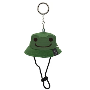 Pickles the frog 帽子掛飾小袋