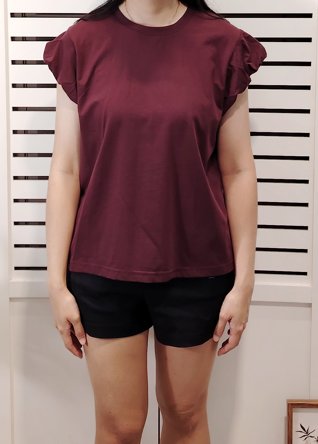 M2889 Wrinkled Sleeve Round Neck T-Shirt