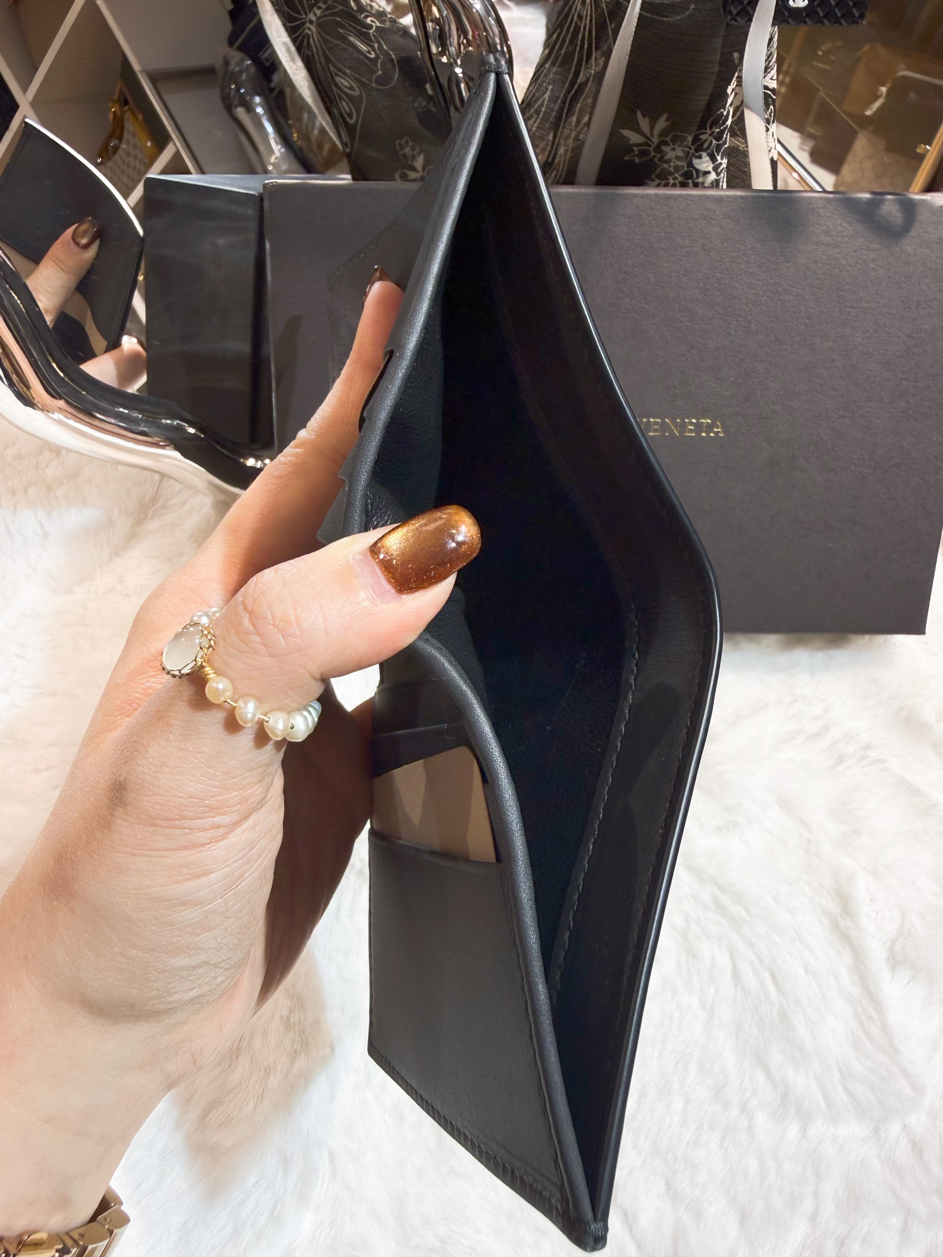 BV bi fold wallet 6cc/dark navy