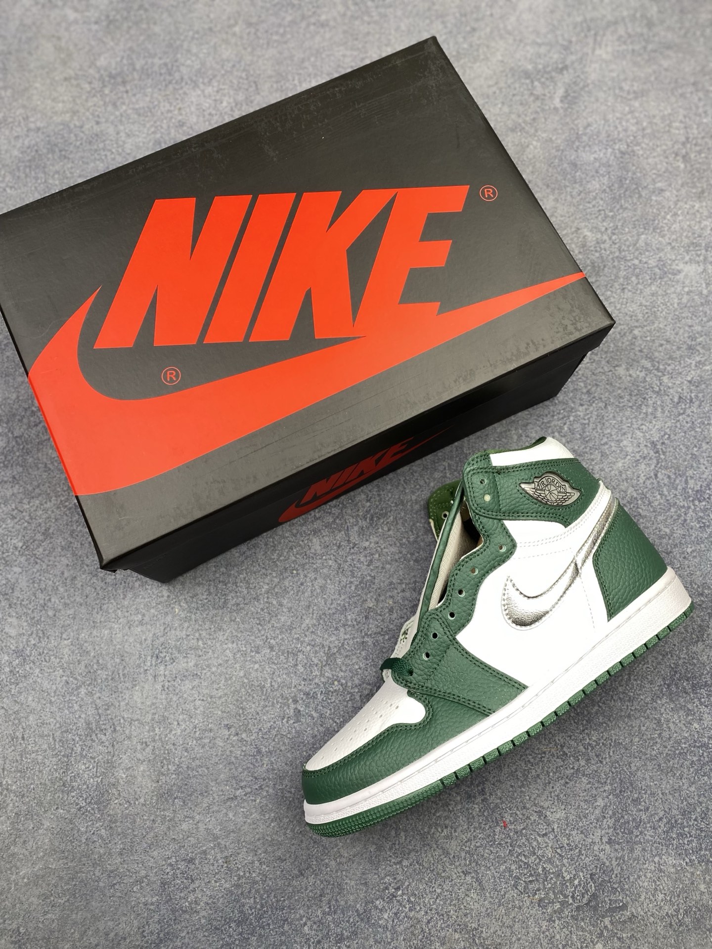 Nike Air Jordan 1 Retro High OG