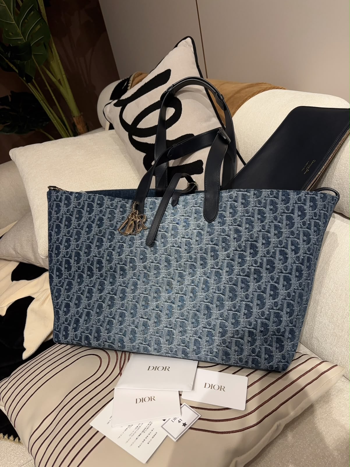 Dior Toujours 手袋 denim 牛仔布2way bag  100%Authentic, 98%new ✅certificate ✅dust bag