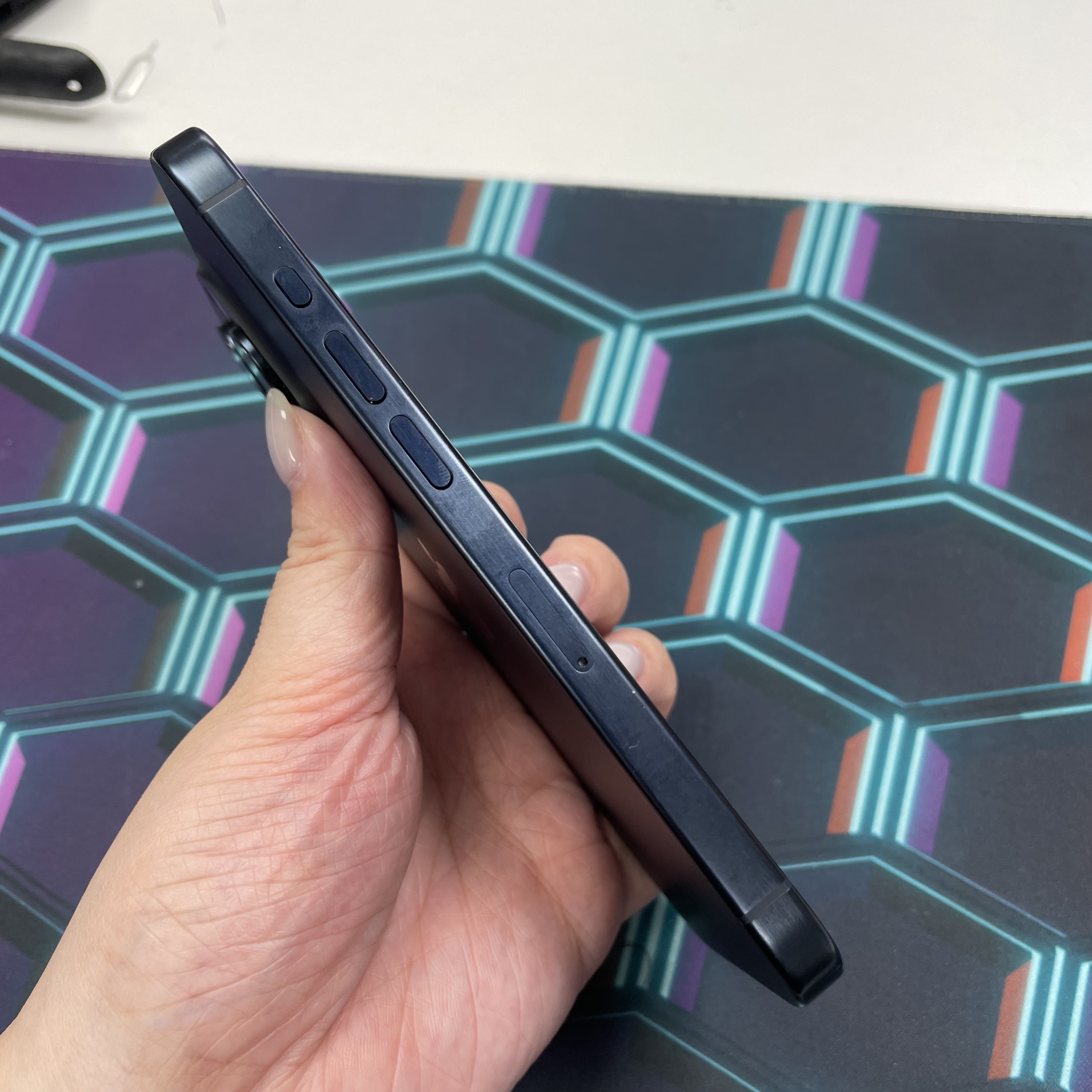 *6583 15 Pro 勁靚機 256GB 電79 藍色 blue
