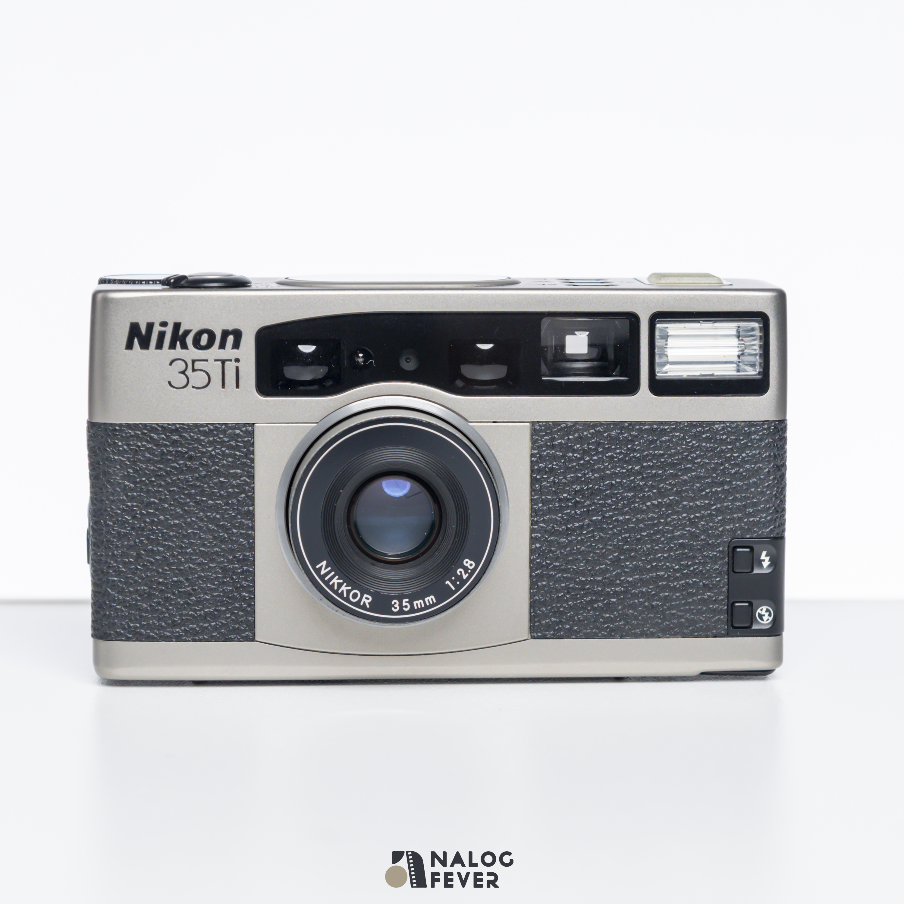 Nikon 35Ti  (原裝手繩, 原裝CS-1100皮套, 送一粒CR123A)