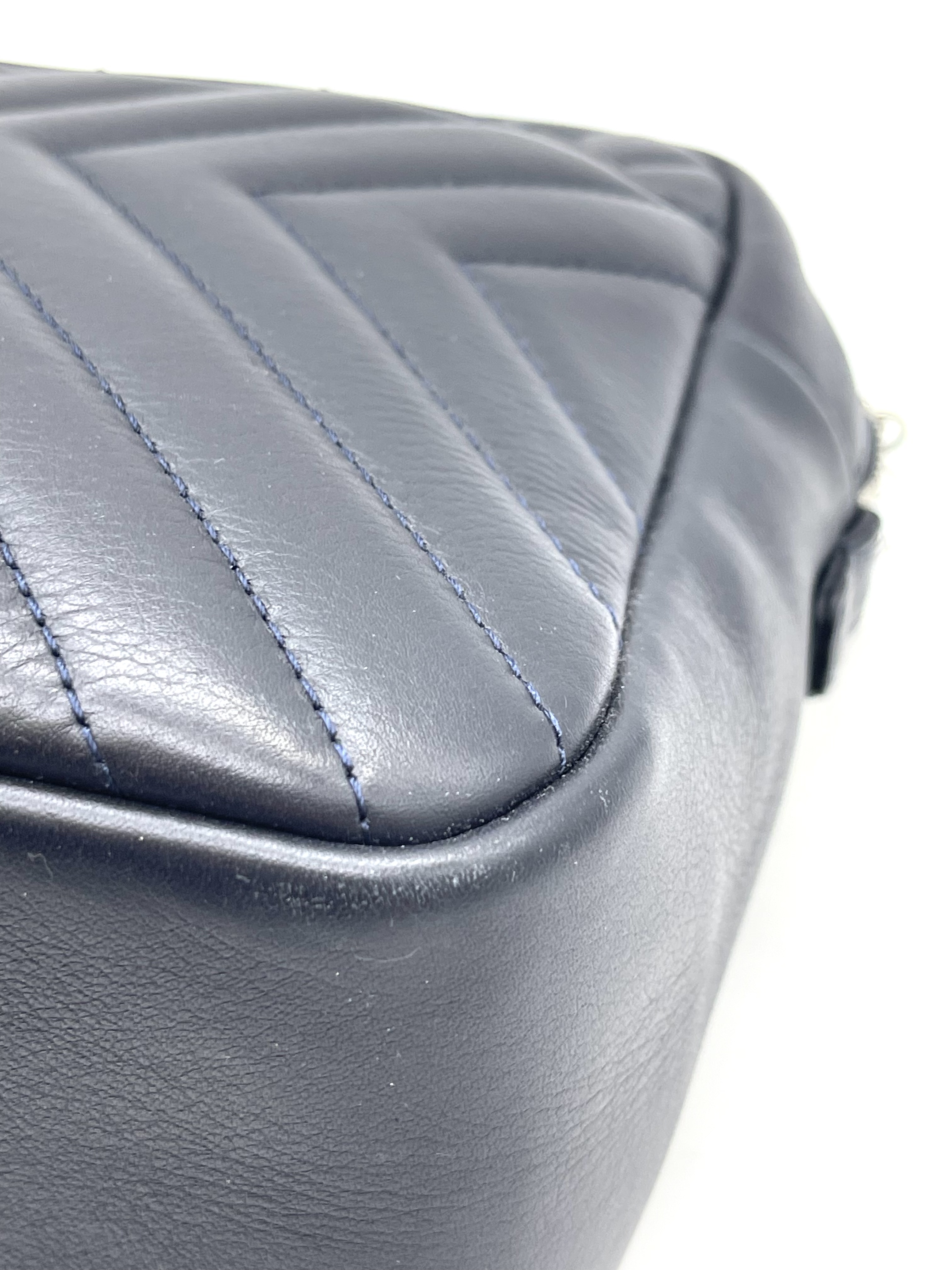 Pre-Owned CHANEL Chevron Camera Bag / Product Code: 26042605