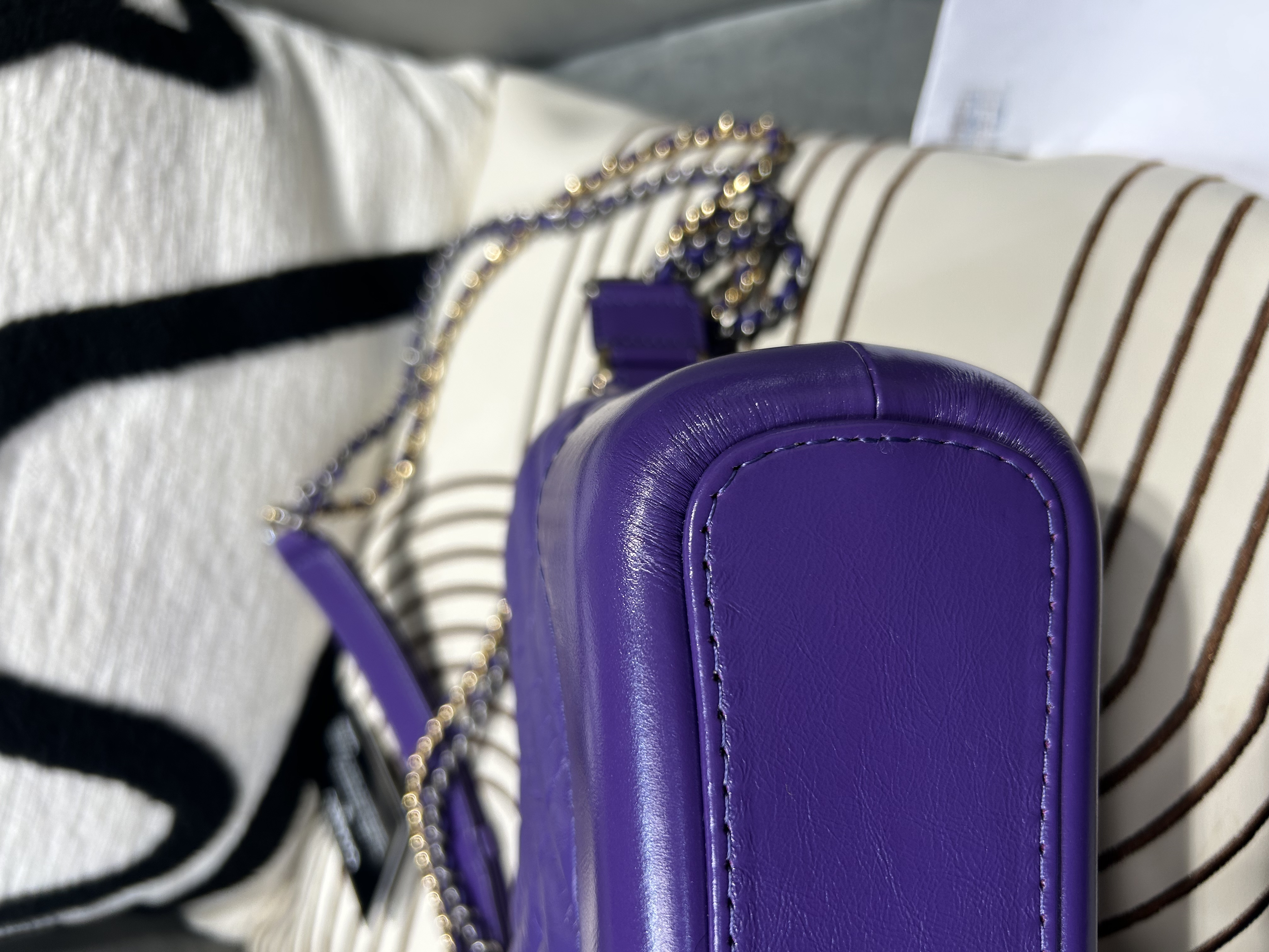 Chanel Gabrielle small hobo purple  100%Authentic ,99%new ✅收據✅card✅dust bag✅box