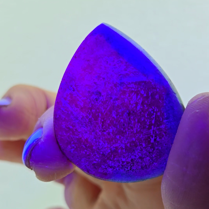 Ruby in zoisite teardrop cabochon with strong UV - RBY124