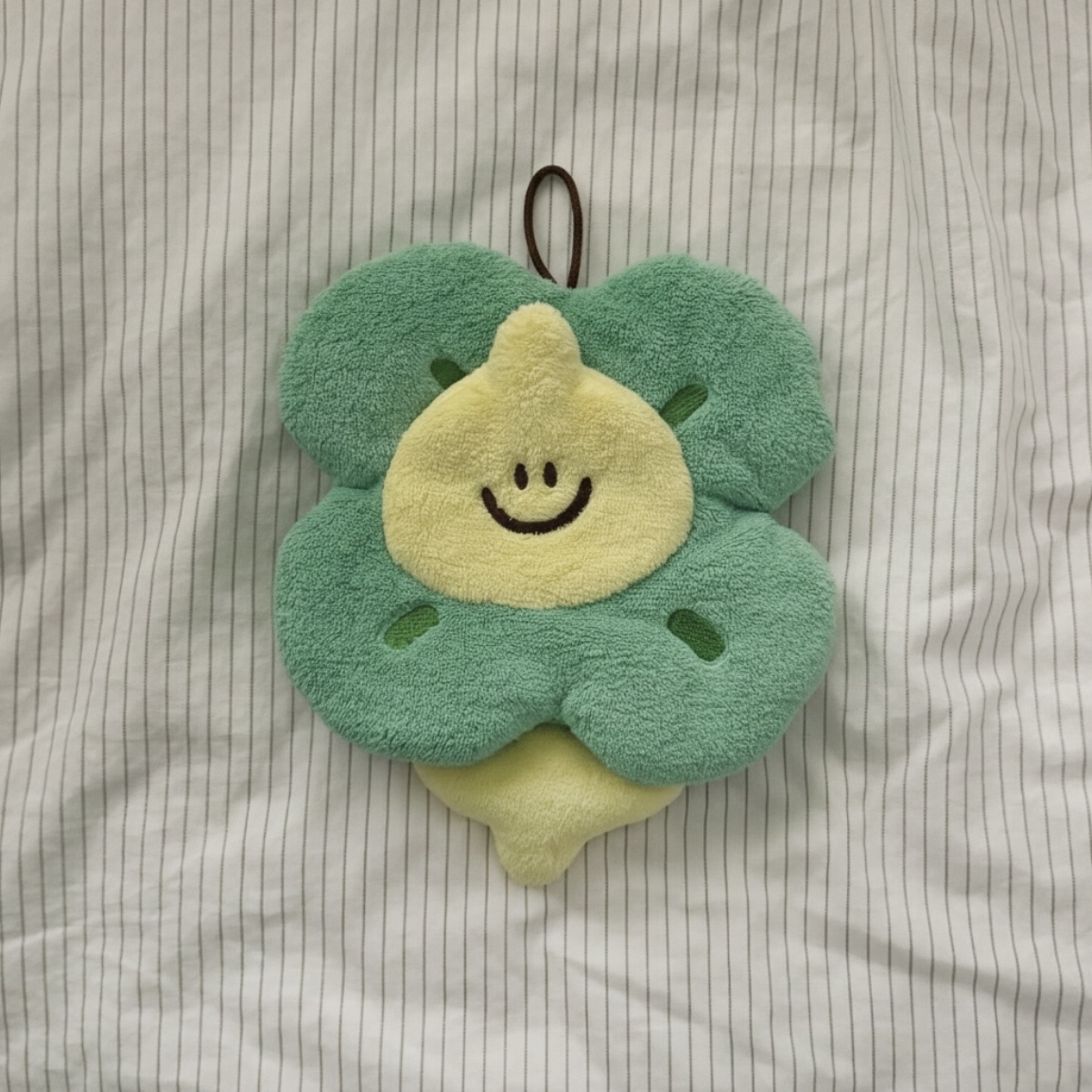 [SECOND MORNING] Clover Lemony Hand Towel