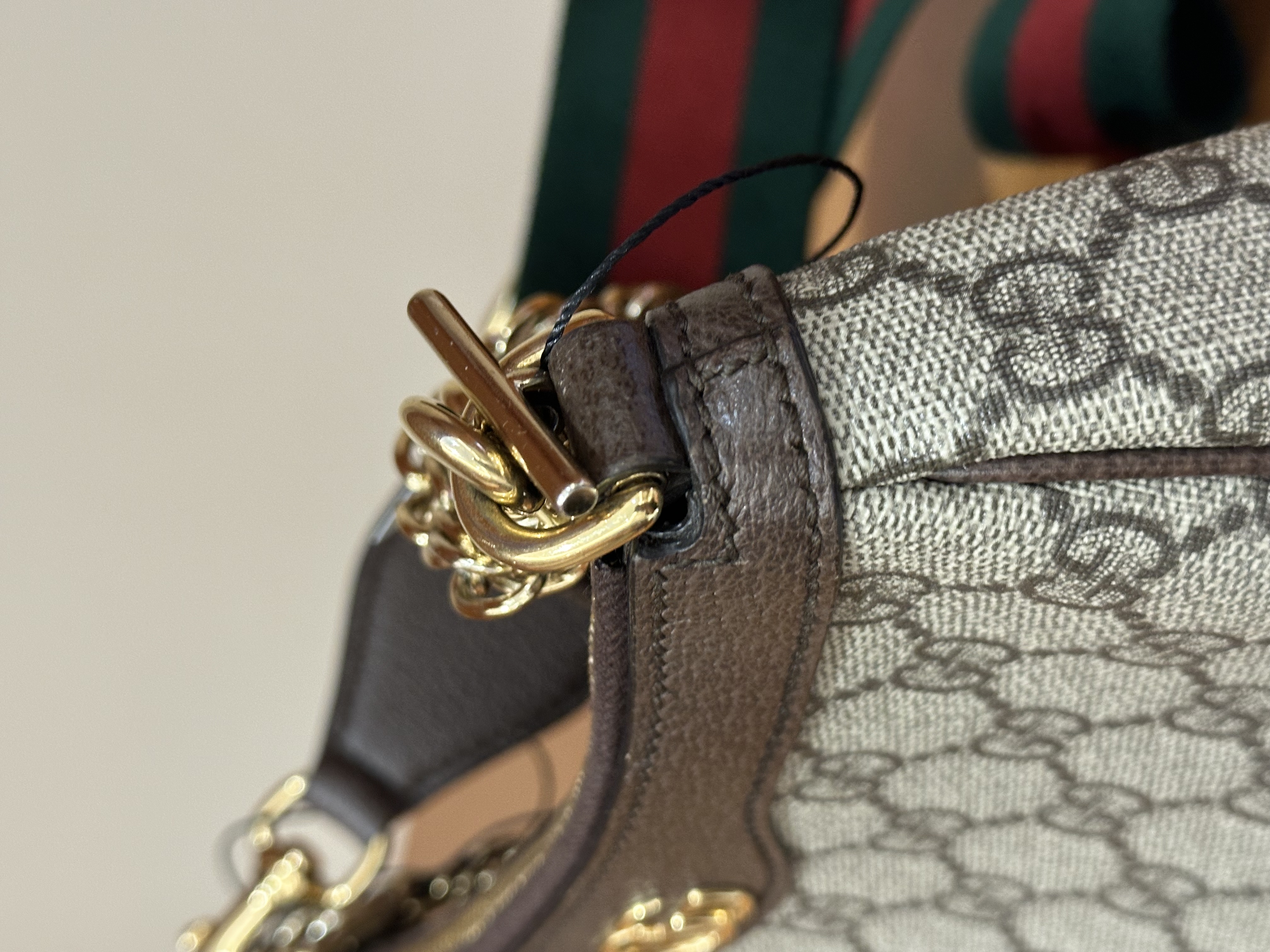 直播貨品 |  [1個-$100 2個-$300］HH32