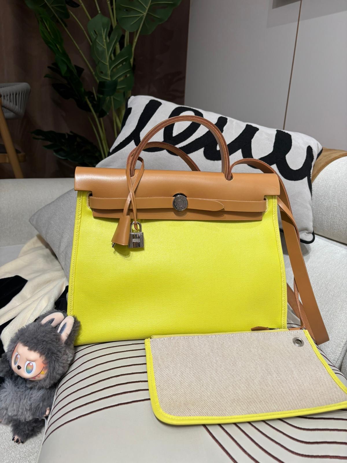 Hermes herbag 31 STAMP A waterproof  100%Authentic, 95%New ✅收據✅Key Lock✅Dust bag