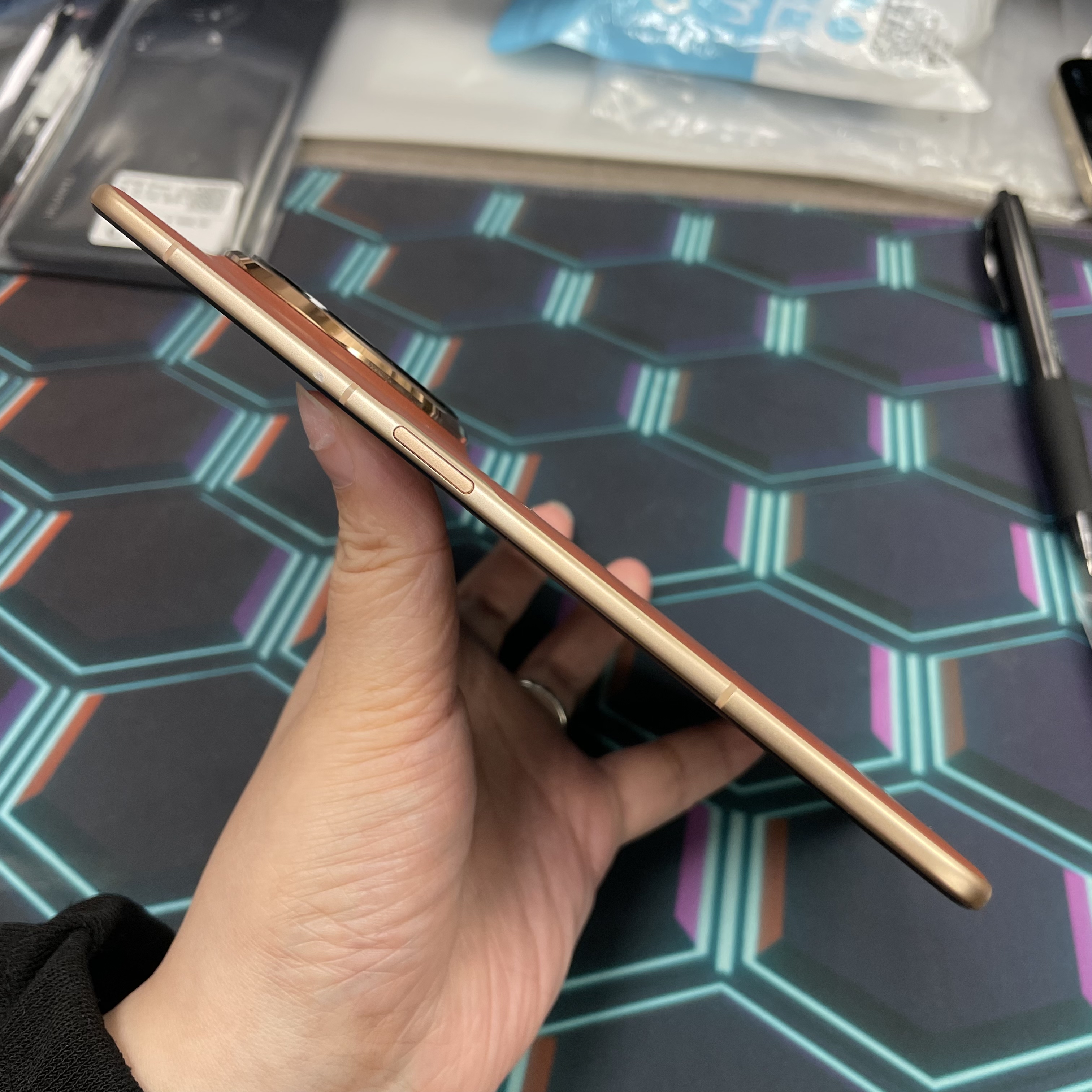*7594 Honor Magic V3 勁靚機 12+512GB 紅色 red