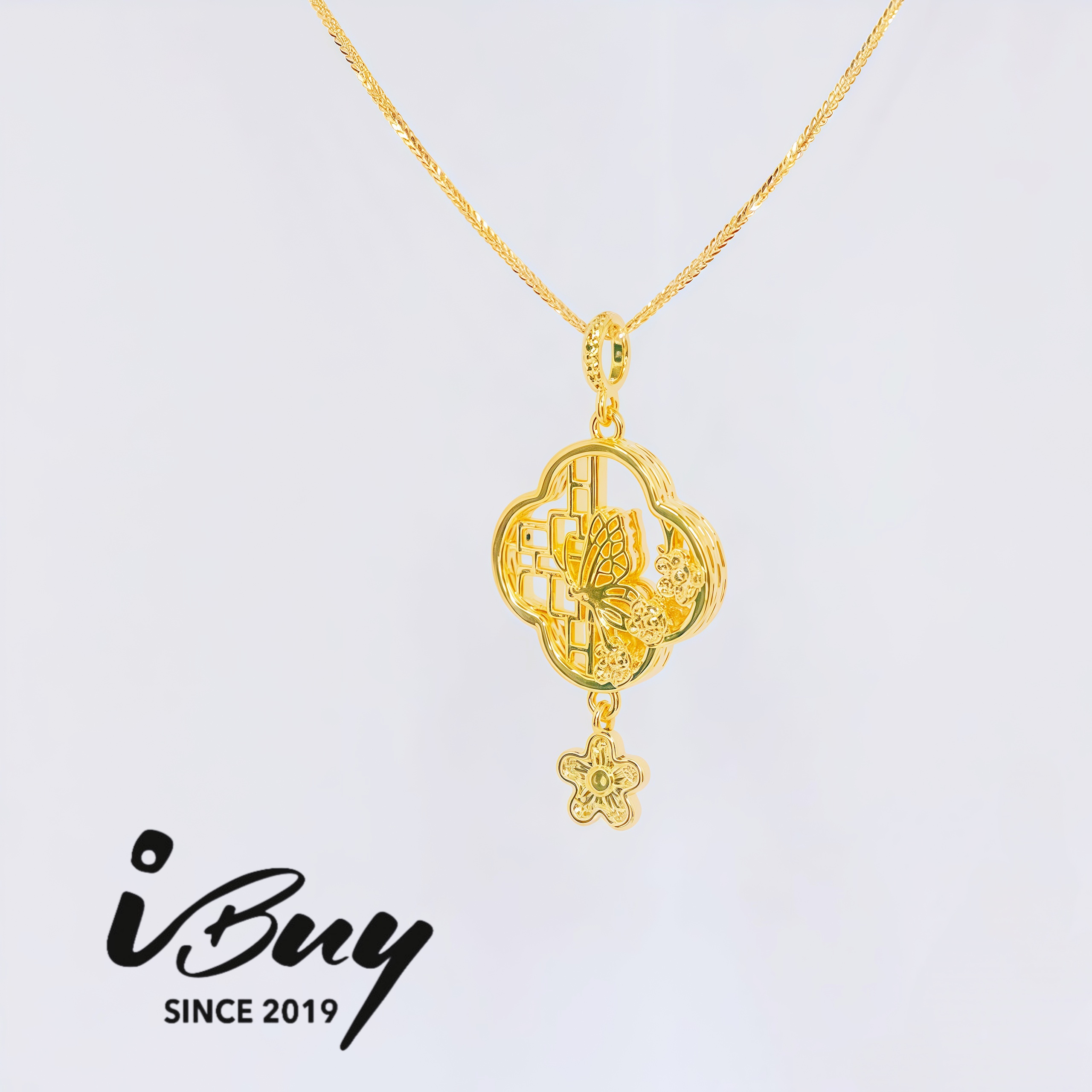 916 HARD GOLD BUTTERFLY & FLOWER WINDOW CHARM 916 硬金 蝶恋花福窗串咀