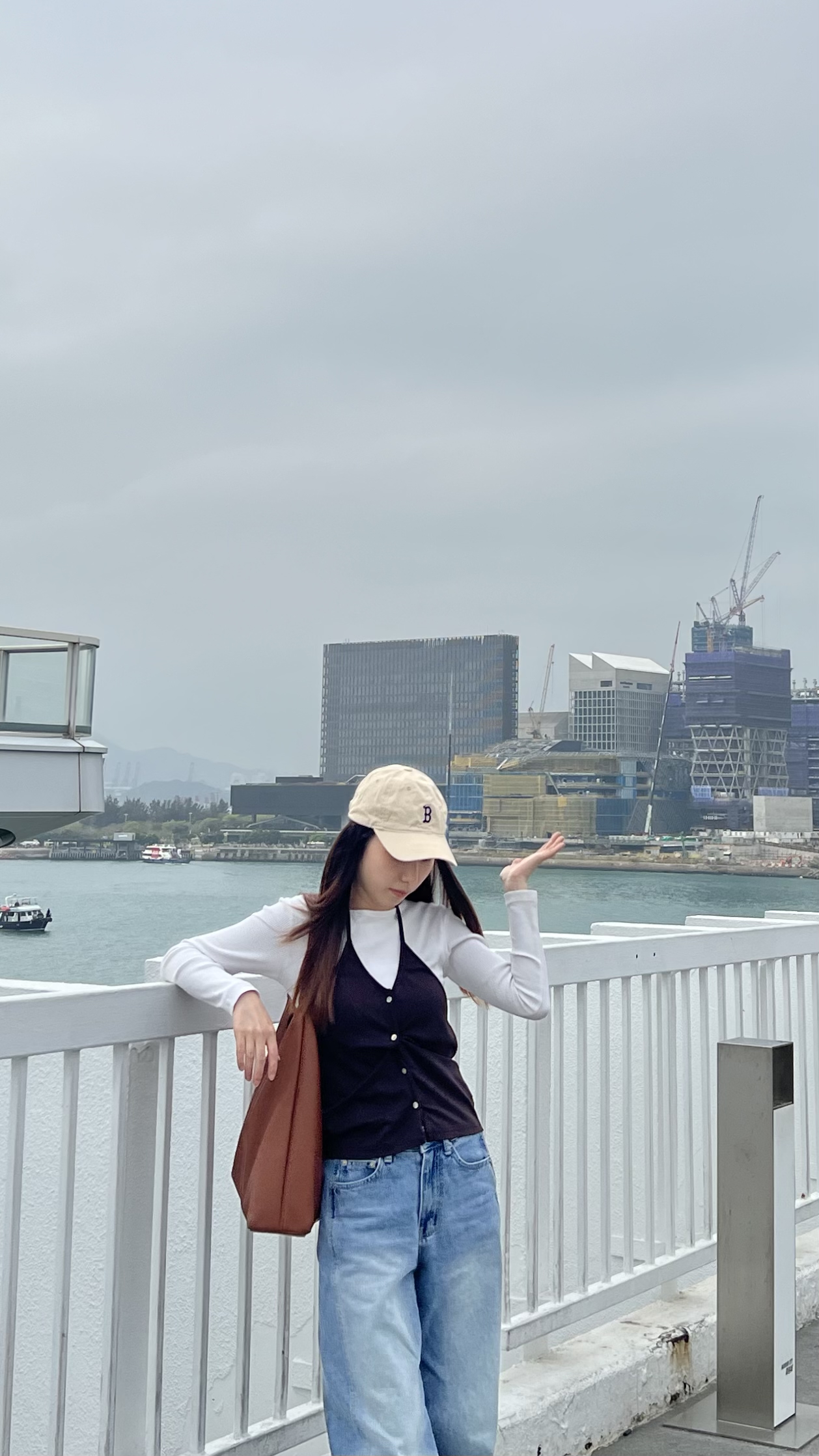 韓妹必備掛脖背心 