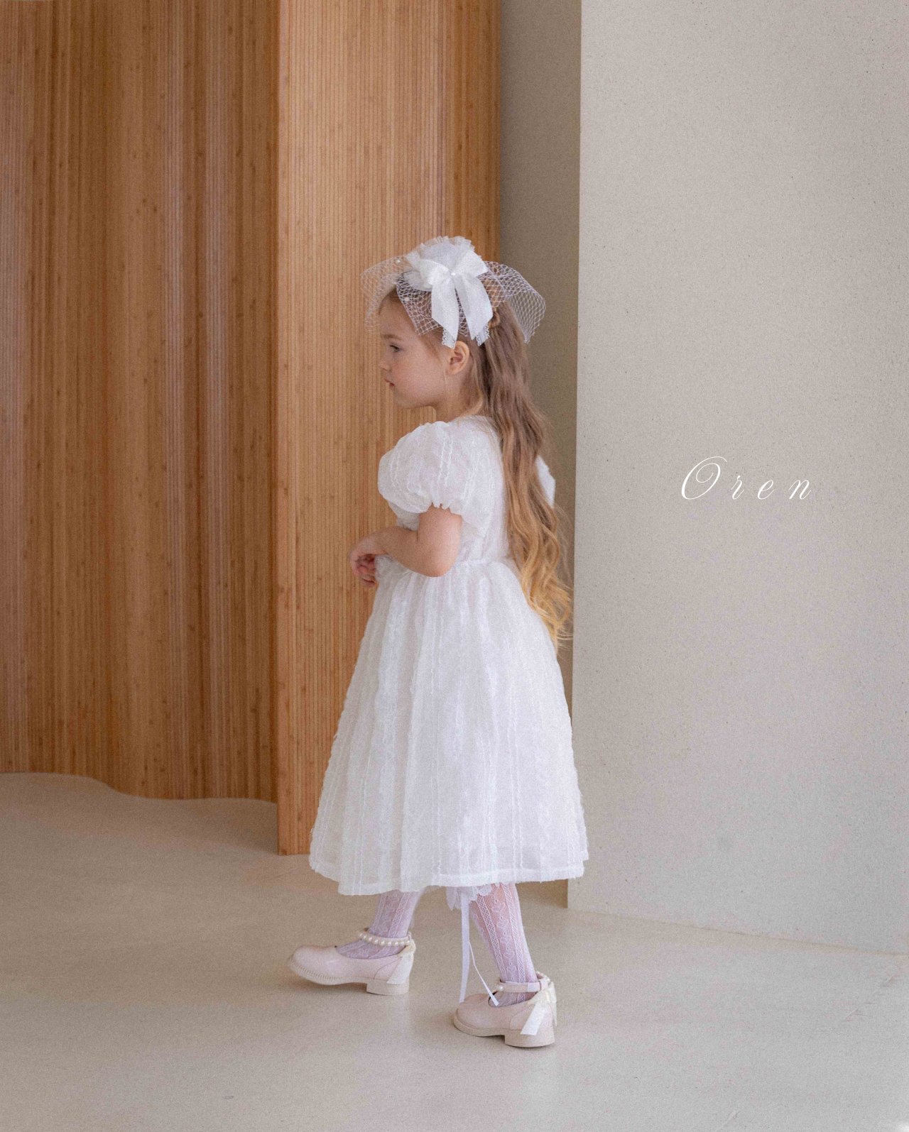 ☀️預訂 韓國直送☀️🇰🇷Oren Edel Pure蕾絲紋理花卉腰帶泡泡袖包屁裙/連身裙