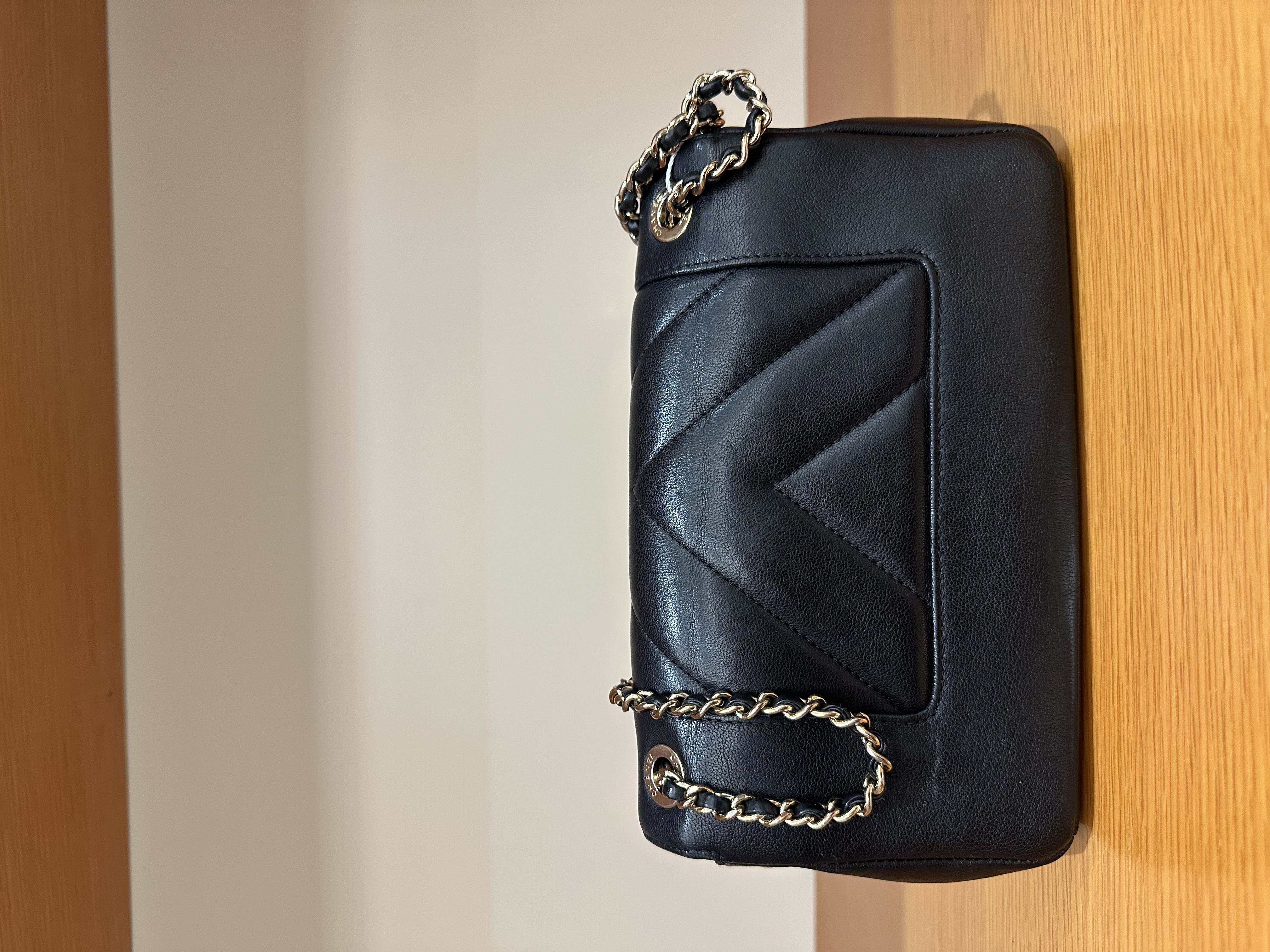 直播貨品 |  [1個-$100 2個-$300］ HH10