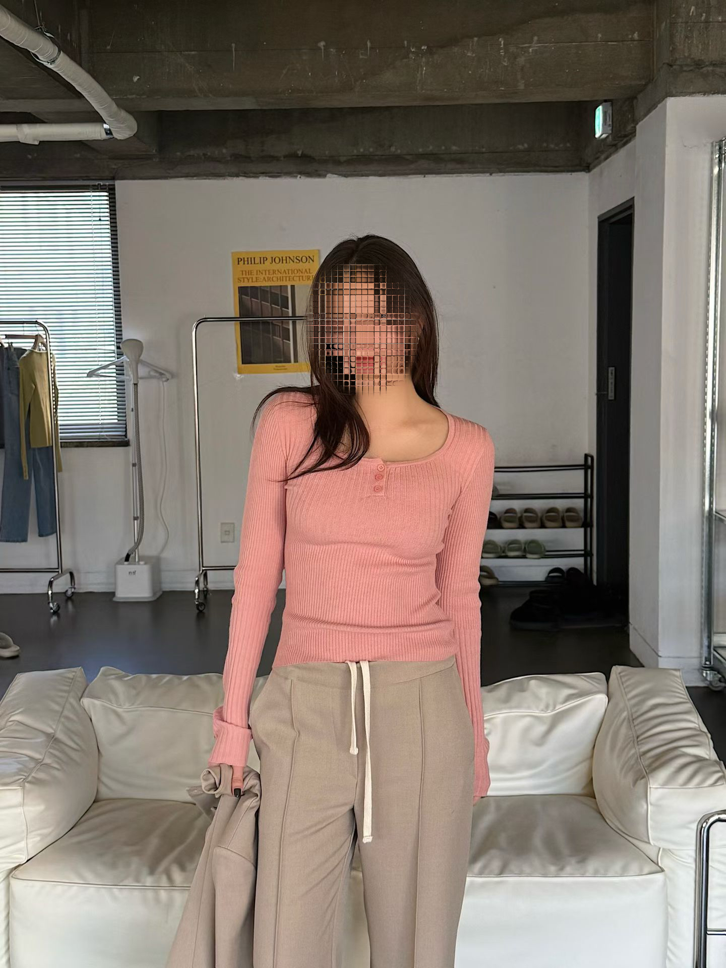 Elegant U neck knit top