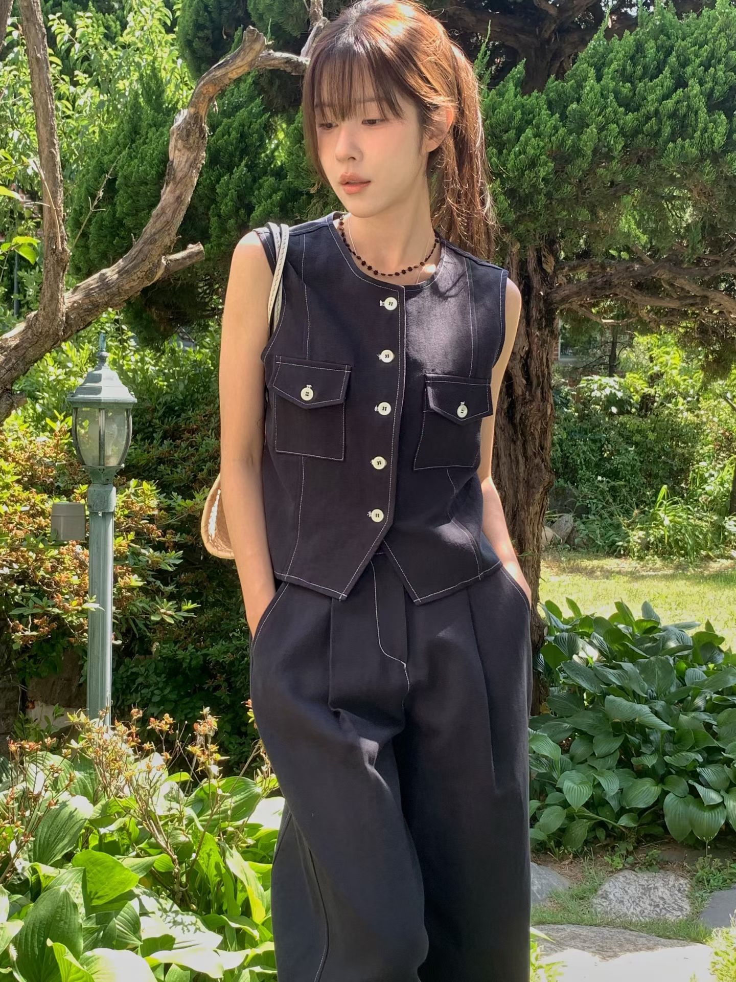 Vest outer