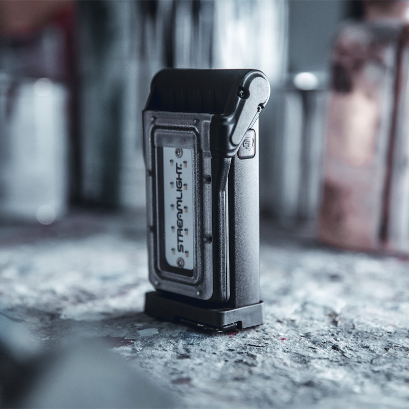 Streamlight FlipMate 磁吸照明燈