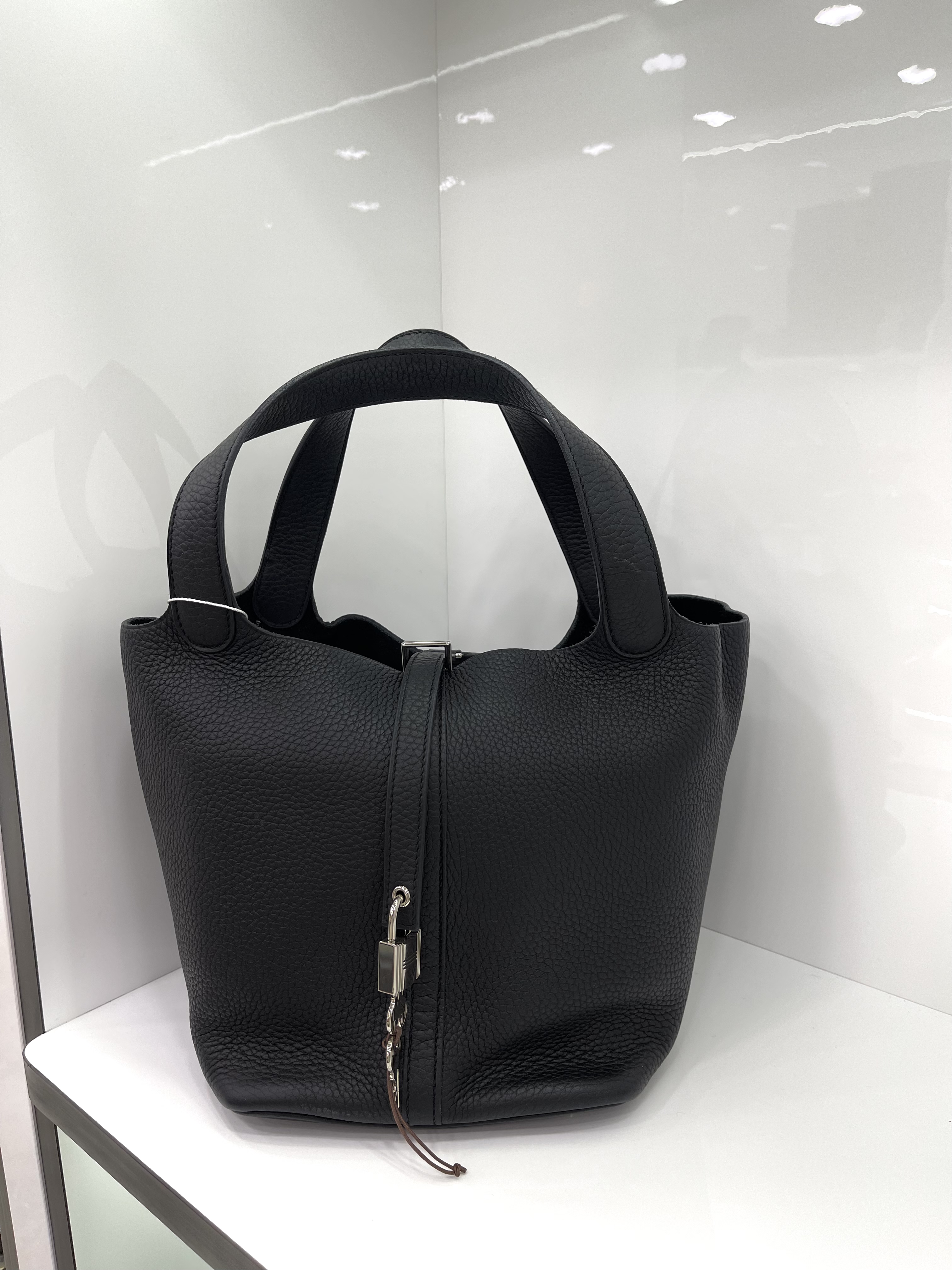 Pre-owned Hermes Picotin bag