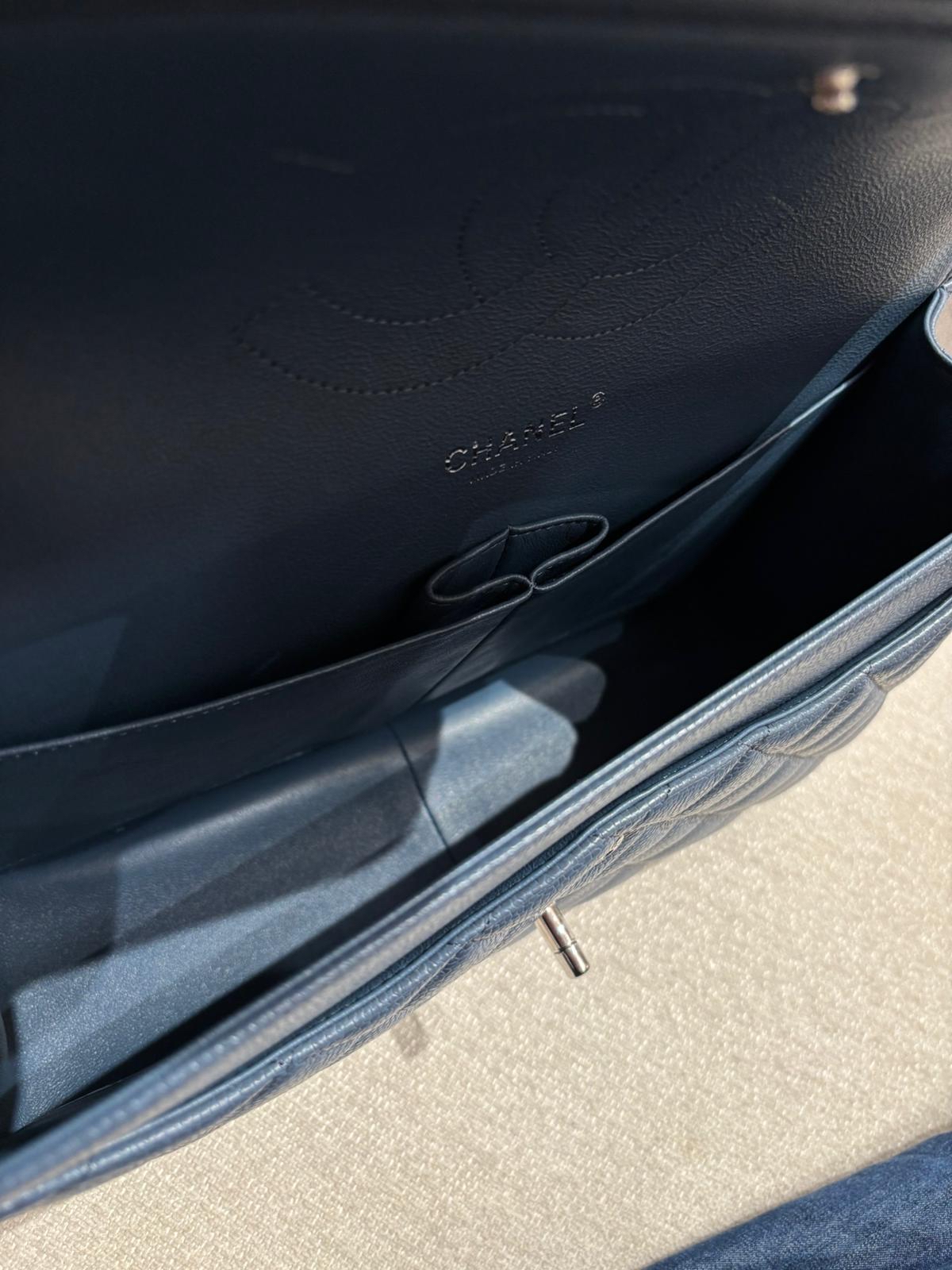 Chanel classic flap 30cm jumbo A58600荔枝牛皮銀扣,100%Authentic ,98%new ✅CARD✅塵袋✅box