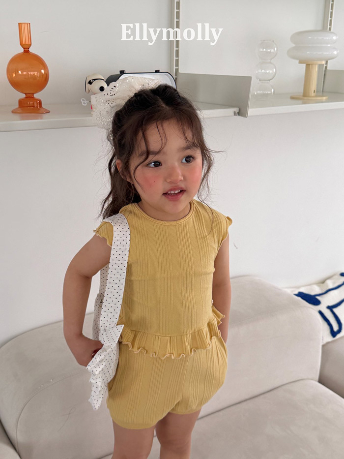 🇰🇷Ellymolly tee