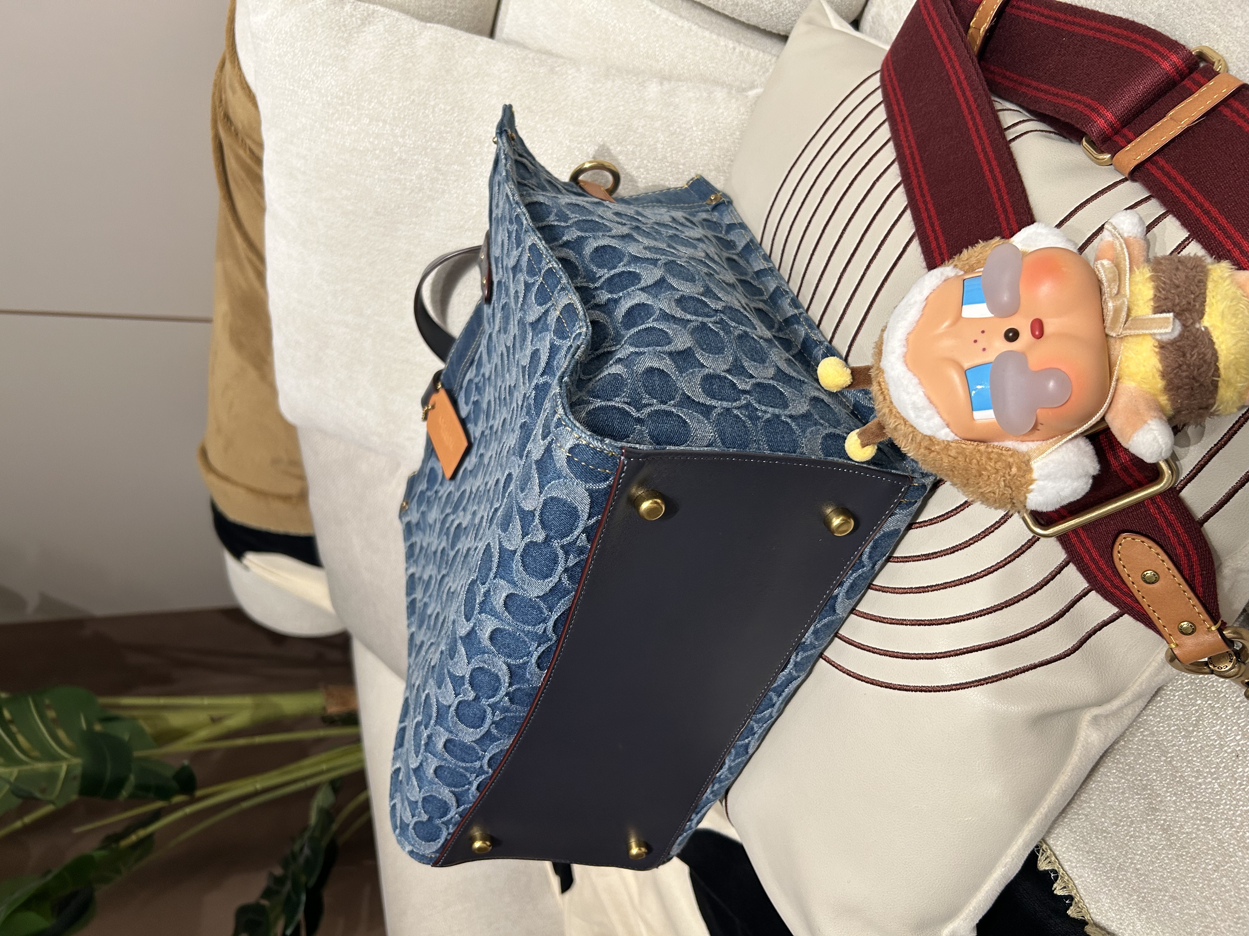 Coach Denim 2Way Tote Bag 100%Authentic, 95%New 