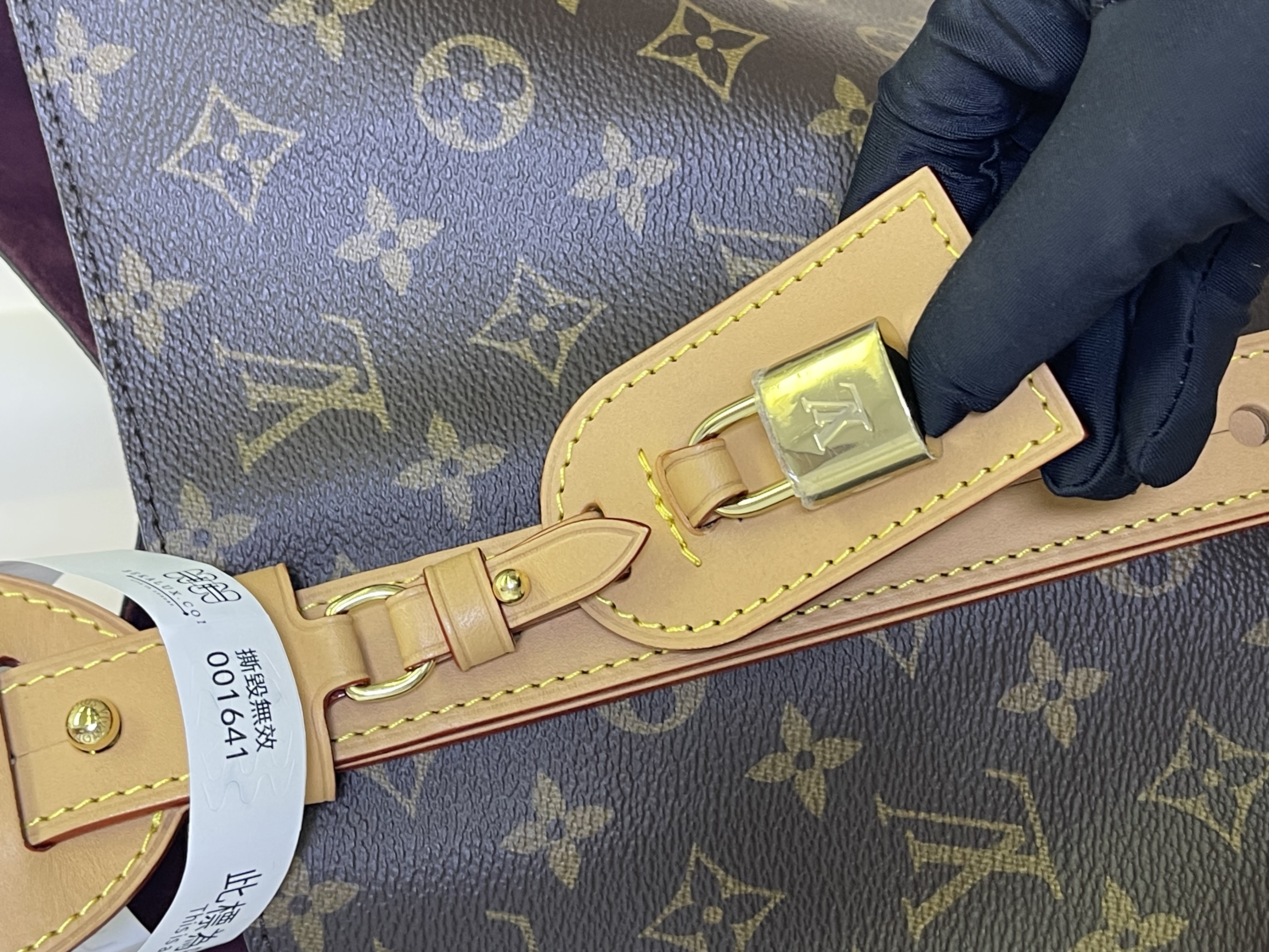 Pre-owned Louis Vuitton Hobo/ Product Code: 26030836