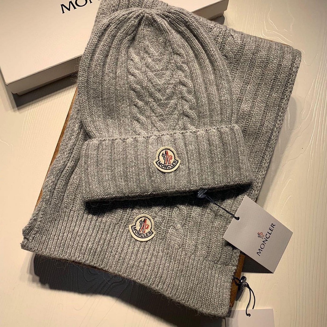 【現貨 原單】Moncler羊毛冷帽➕頸巾套裝 塵袋裝