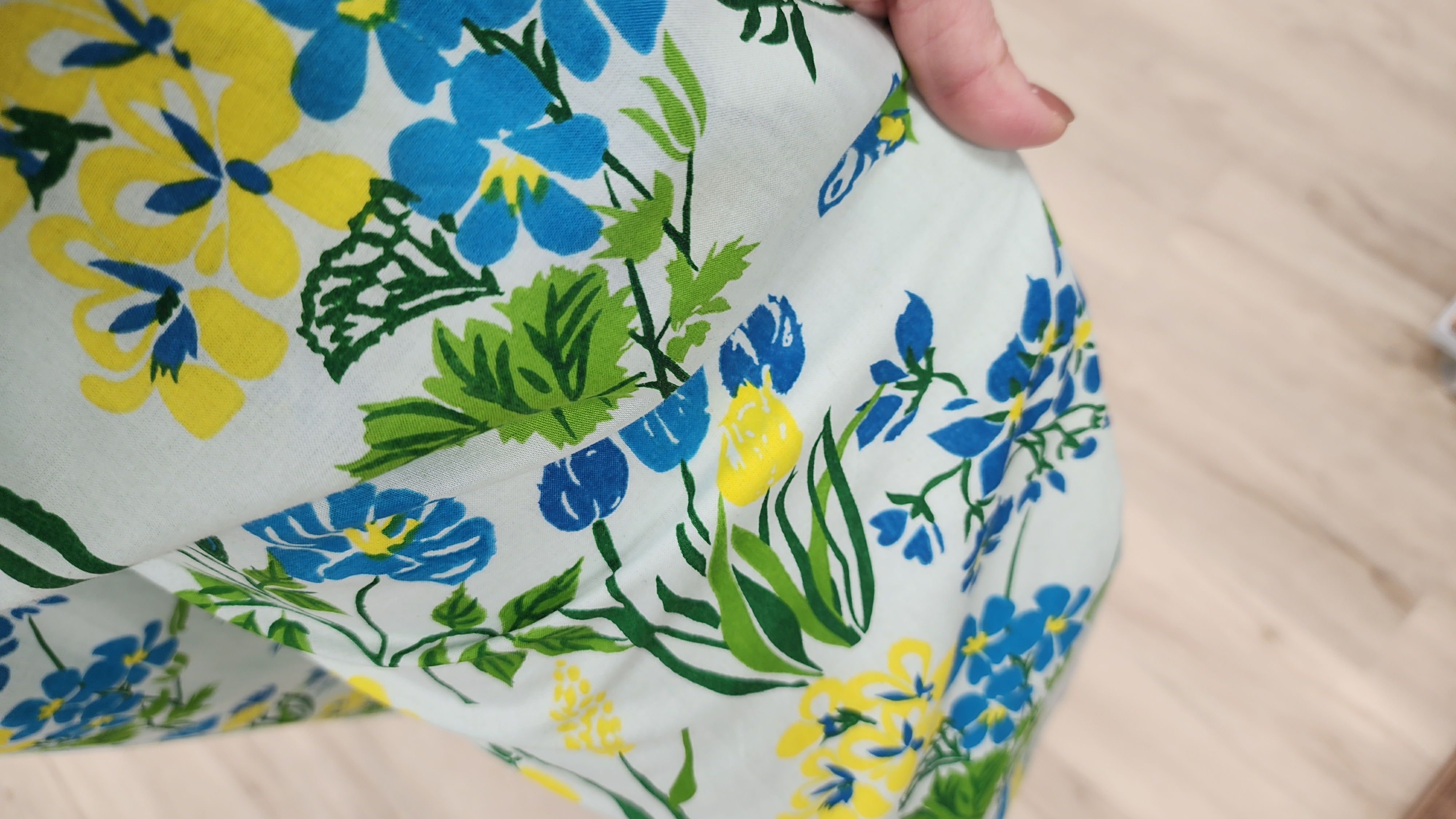 日牌粉藍花花圖案棉麻橡筋褲