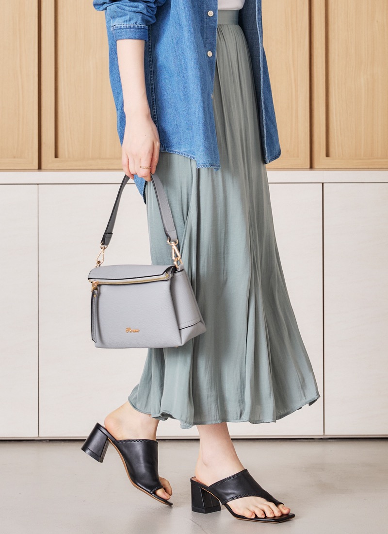 《現貨》日本firano 摺疊設計皮質側孭包(藍色)