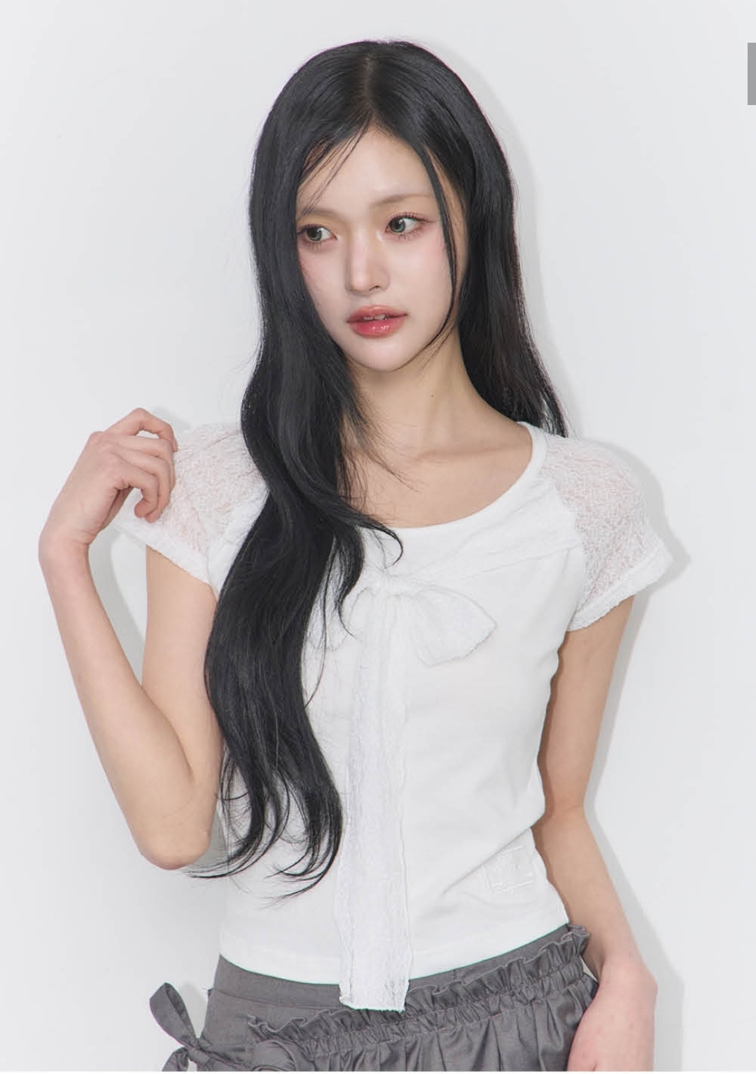Illigo Lace Ribbon T-shirt