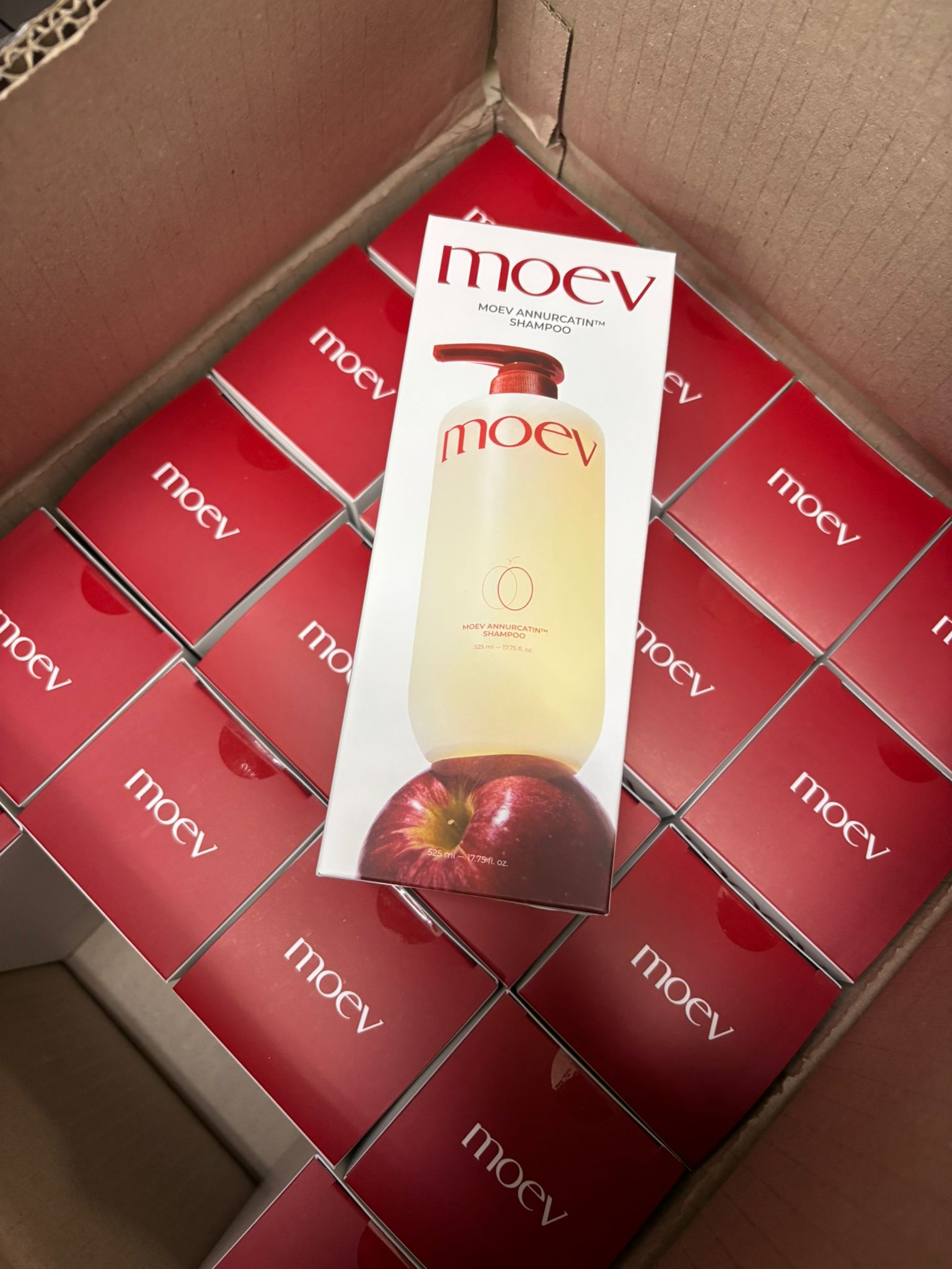 加強髮根力量～ GlowPick🏆 moev Annurcatin Shampoo 天然專利蘋果多酚無矽防脫洗髮露 525ml