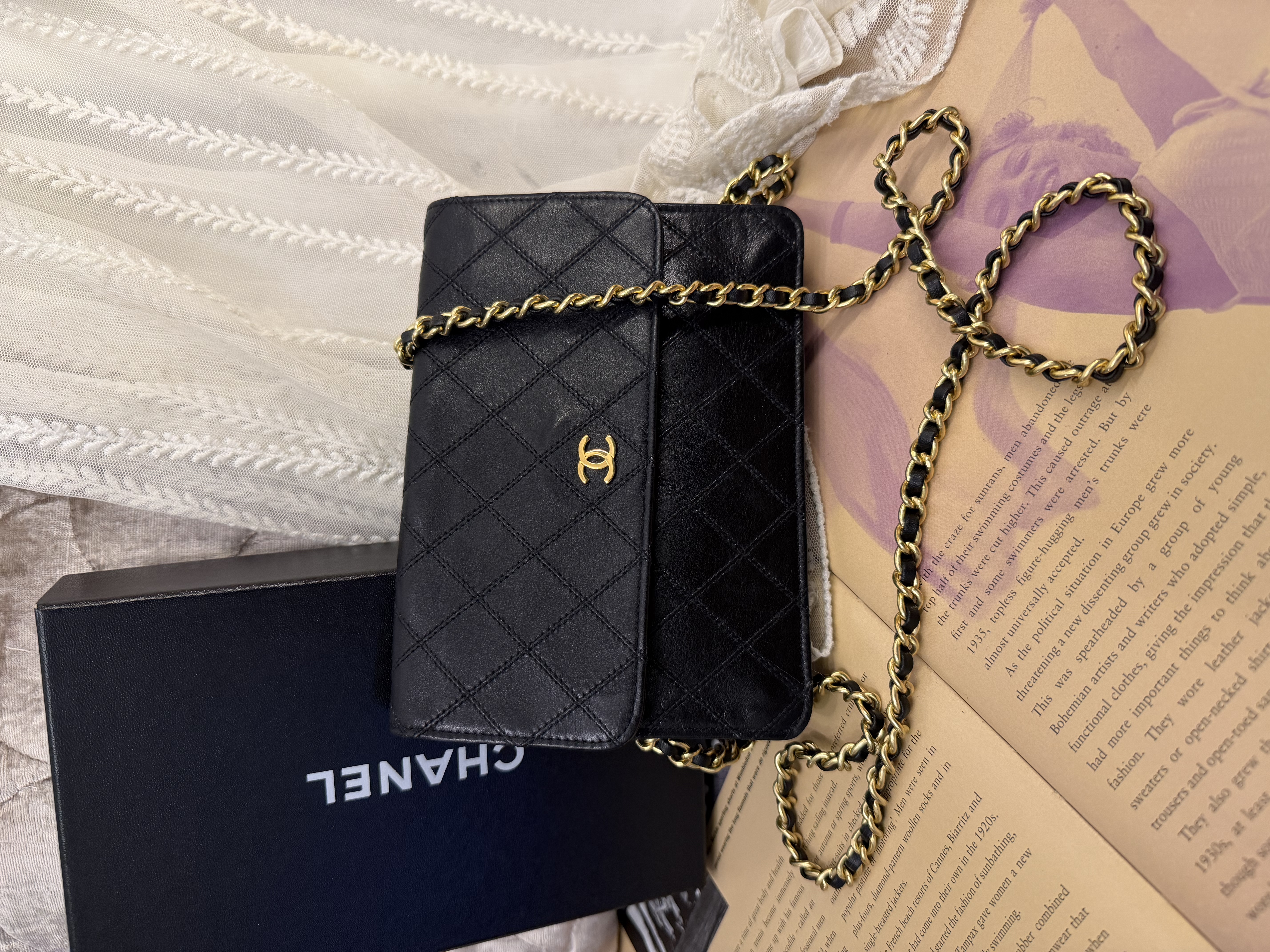 chanel cc black matelasse  black leather flap cutch bag