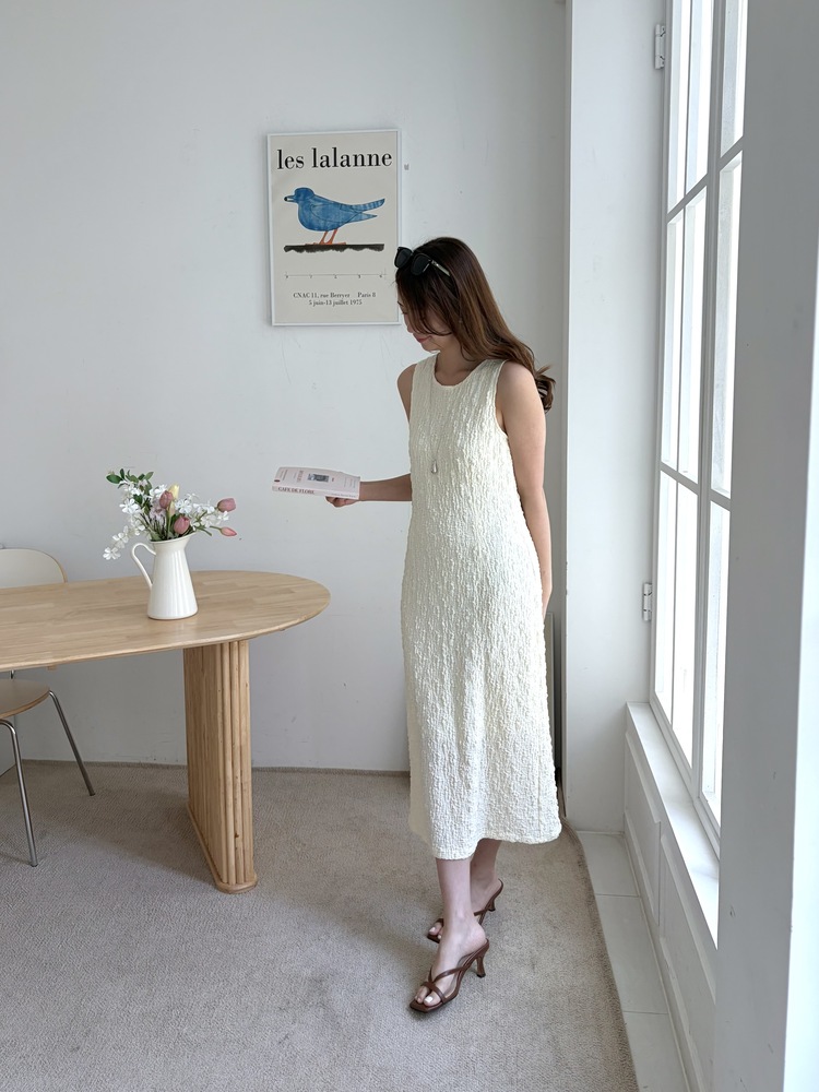 Ruched Slim Dress (Cream)