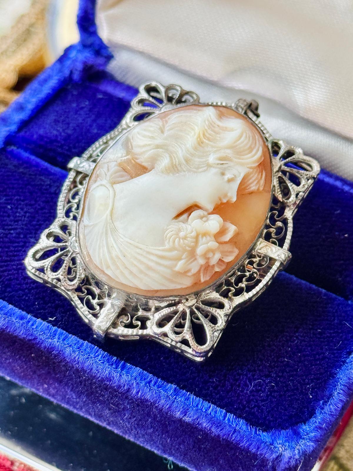 1920s–30s Antique Art Deco Sterling Silver Shell Cameo Brooch and Pendant (MT2634)